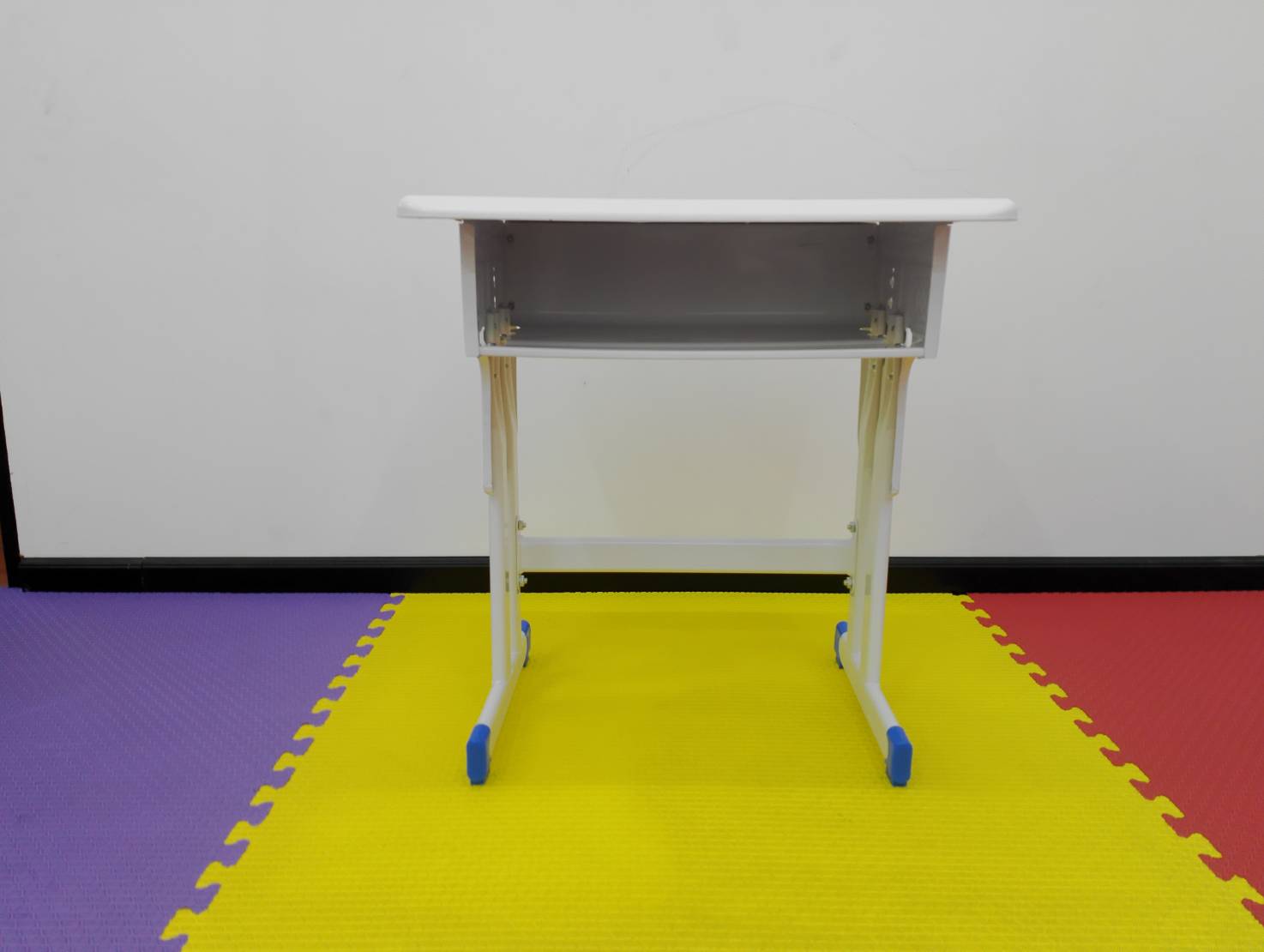 ชุดโต๊ะอนุบาล-ประถม ชุดโต๊เก้าอี้เรียนเดี่ยว ปรับระดับได้ ขาคู่ นักเรียนประถม, โต๊ะเรียนเดี่ยว โต๊ะนักเรียนประถม-มัธยม โต๊ะเขียนหนังสือ เฟอร์นิเจอร์เด็ก พร้อมส่ง