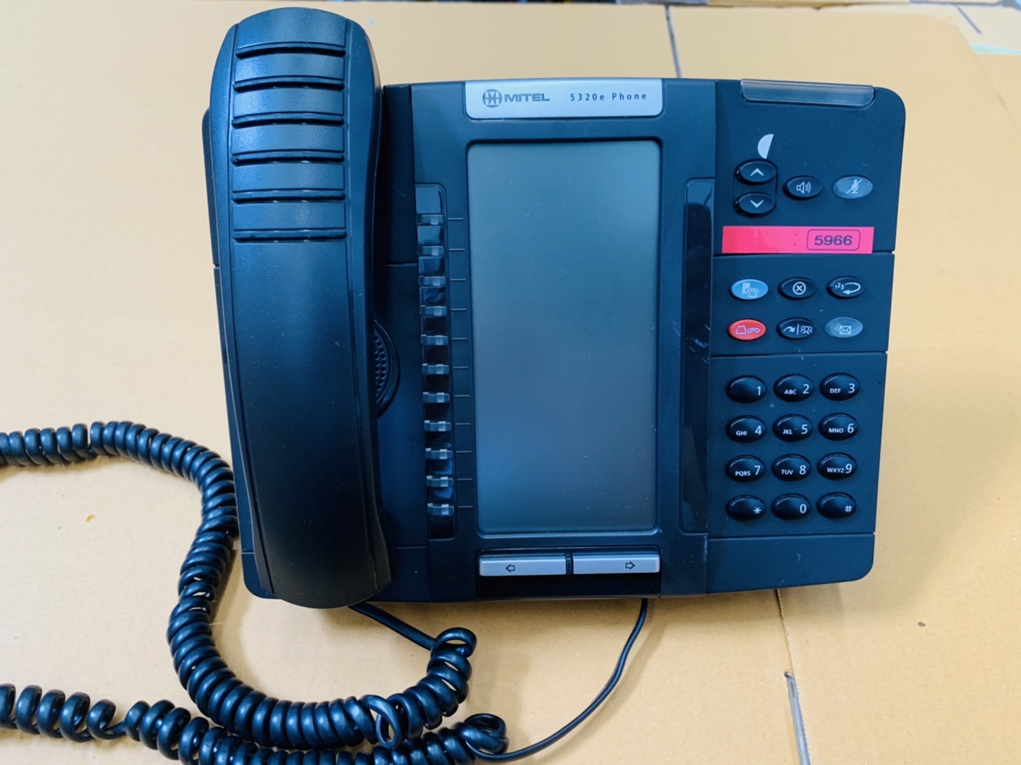 Mitel 5320e IP Phone (ราคานี้ไม่รวม Adapter)