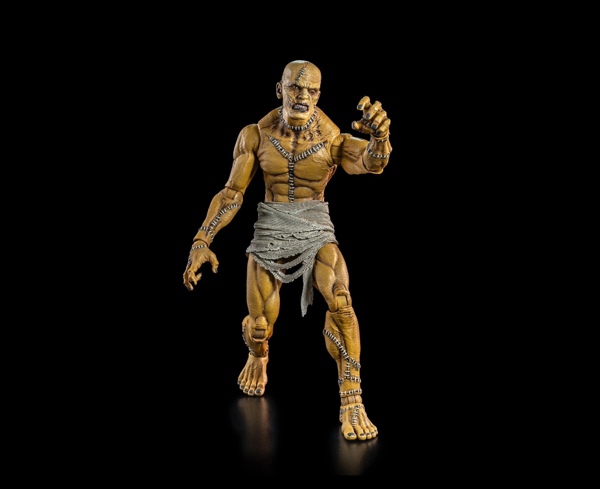 [พร้อมส่ง] Fourhorsemen : Figura Obscura - Frankenstein