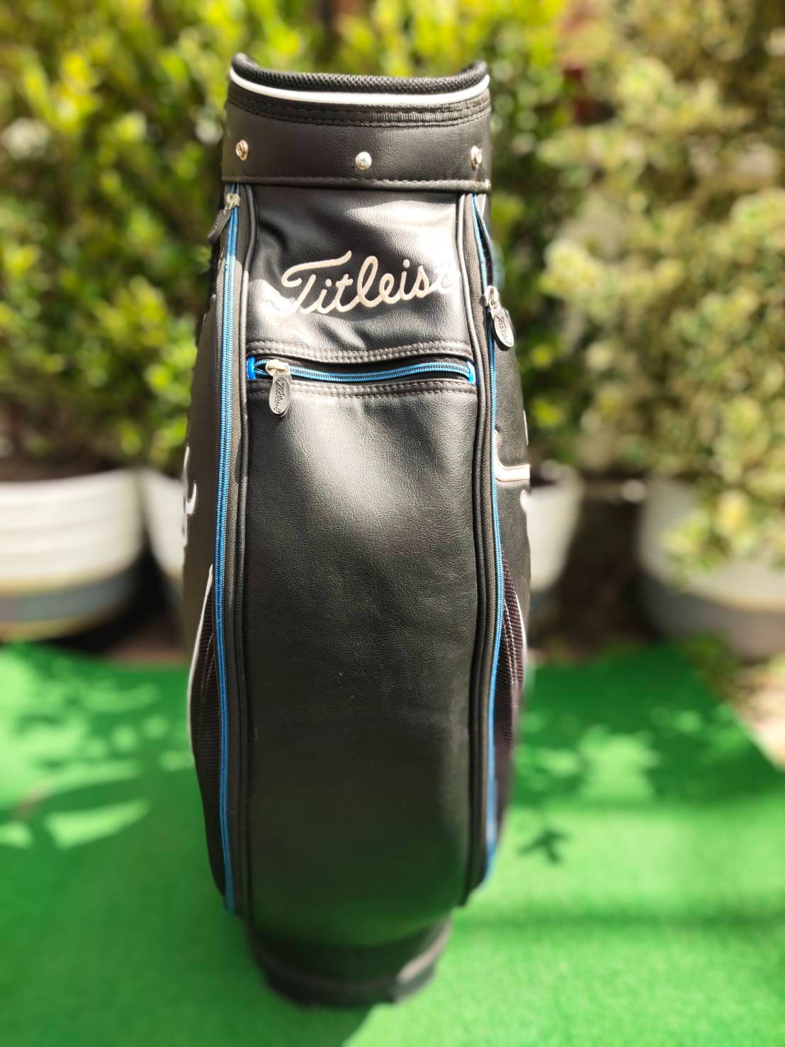 ถุงกอล์ฟ Titleist สวยเลยครับ สภาพเดิมๆมาก