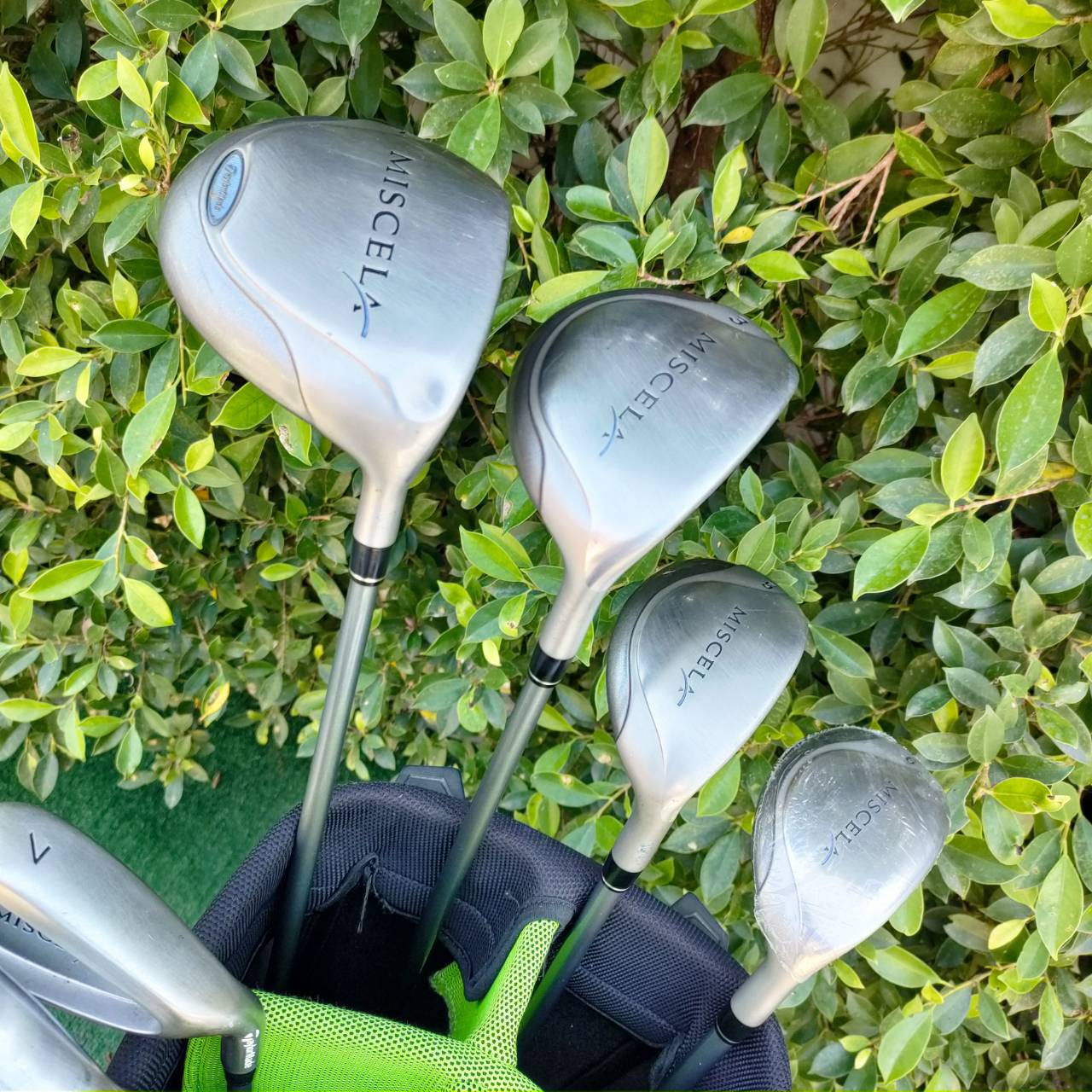 🏌️♀️ไม้กอล์ฟสำหรับผู้หญิง 🏌️♀️ 🔥 สุดพรีเมี่ยมจากญี่ปุ่น 🔥 . SET TAYLORMADE MISCELA