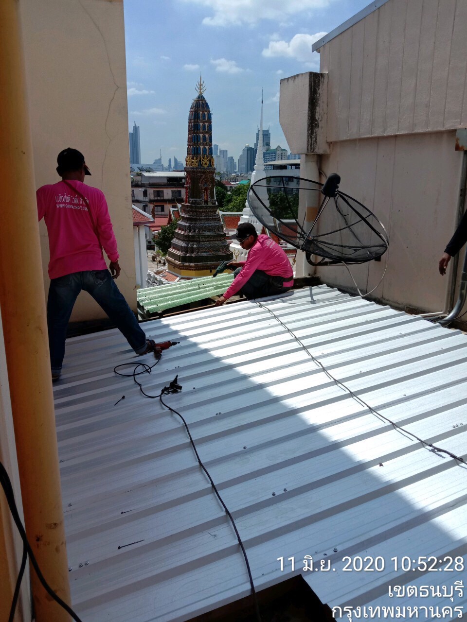 รร.วัดอินทรารามปรับปรุงห้องประชุม และสนามกีฬาในร่ม