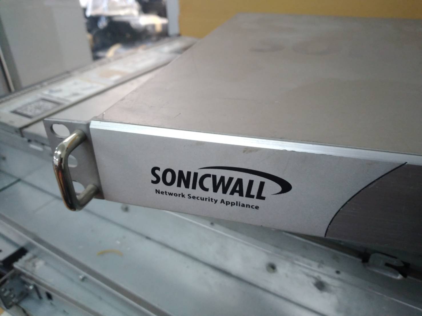 SonicWall NSA 3500 1RK21-071 6-Port Firewall Network Security Appliance