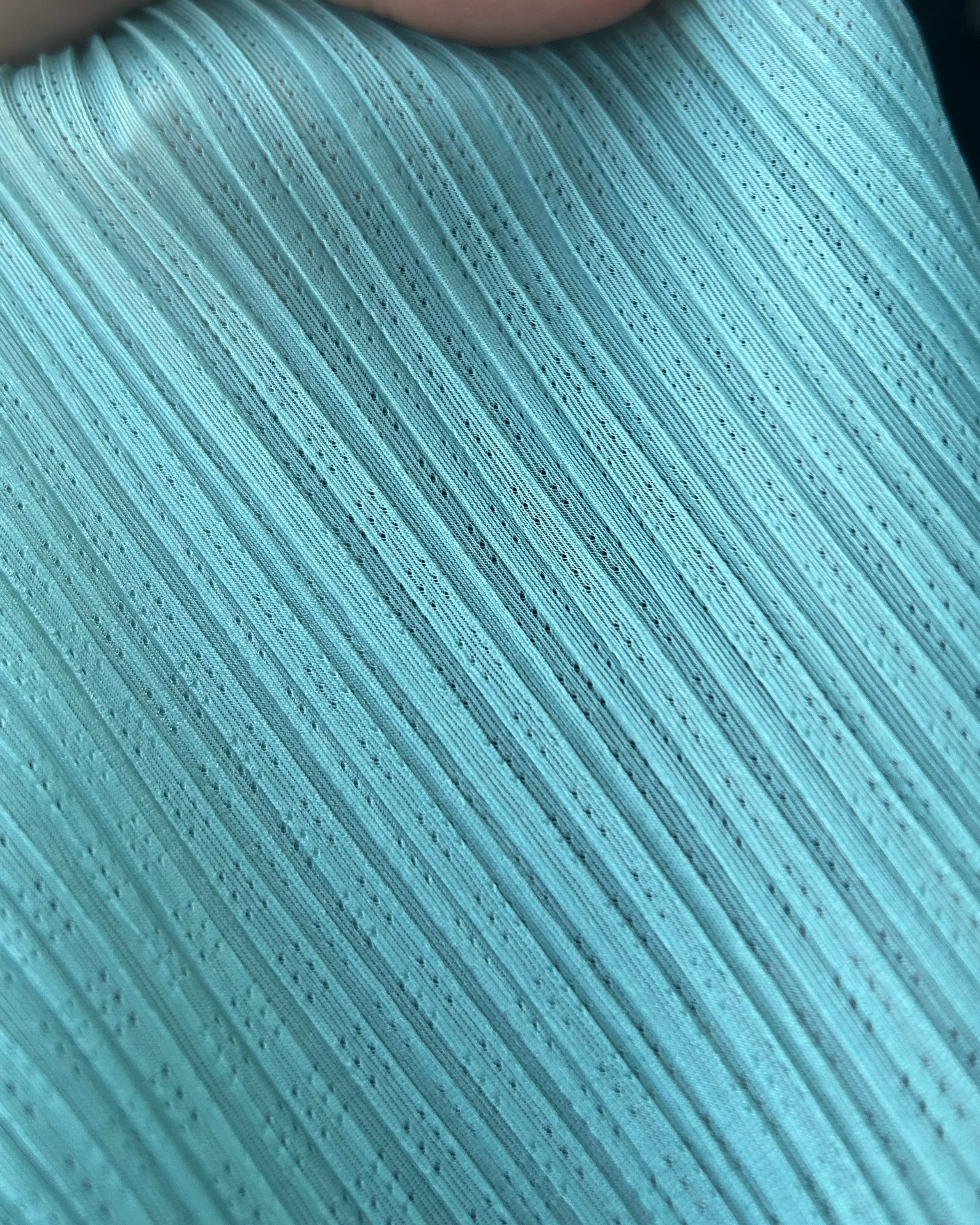 2MUAY รุ่น GJO10240 เสื้ออัดพลีท SLEEVELESS ASYMMETRIC PLEATED TOP