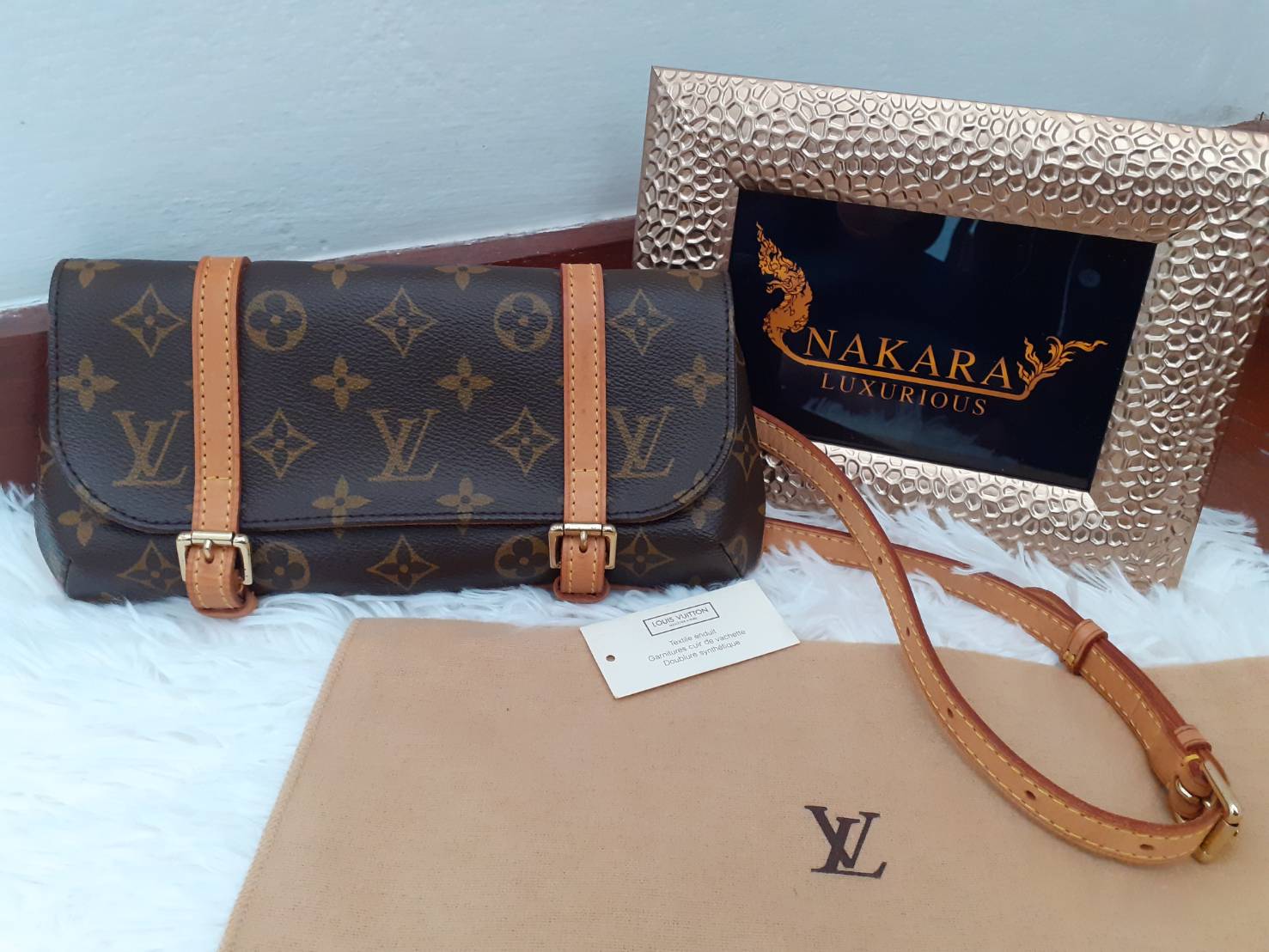 NAKARA LUXURIOUS Louis Vuitton West กระเป๋าคาดเอว โมโนแกรม Pochette Murrell M51159 ของแท้100%