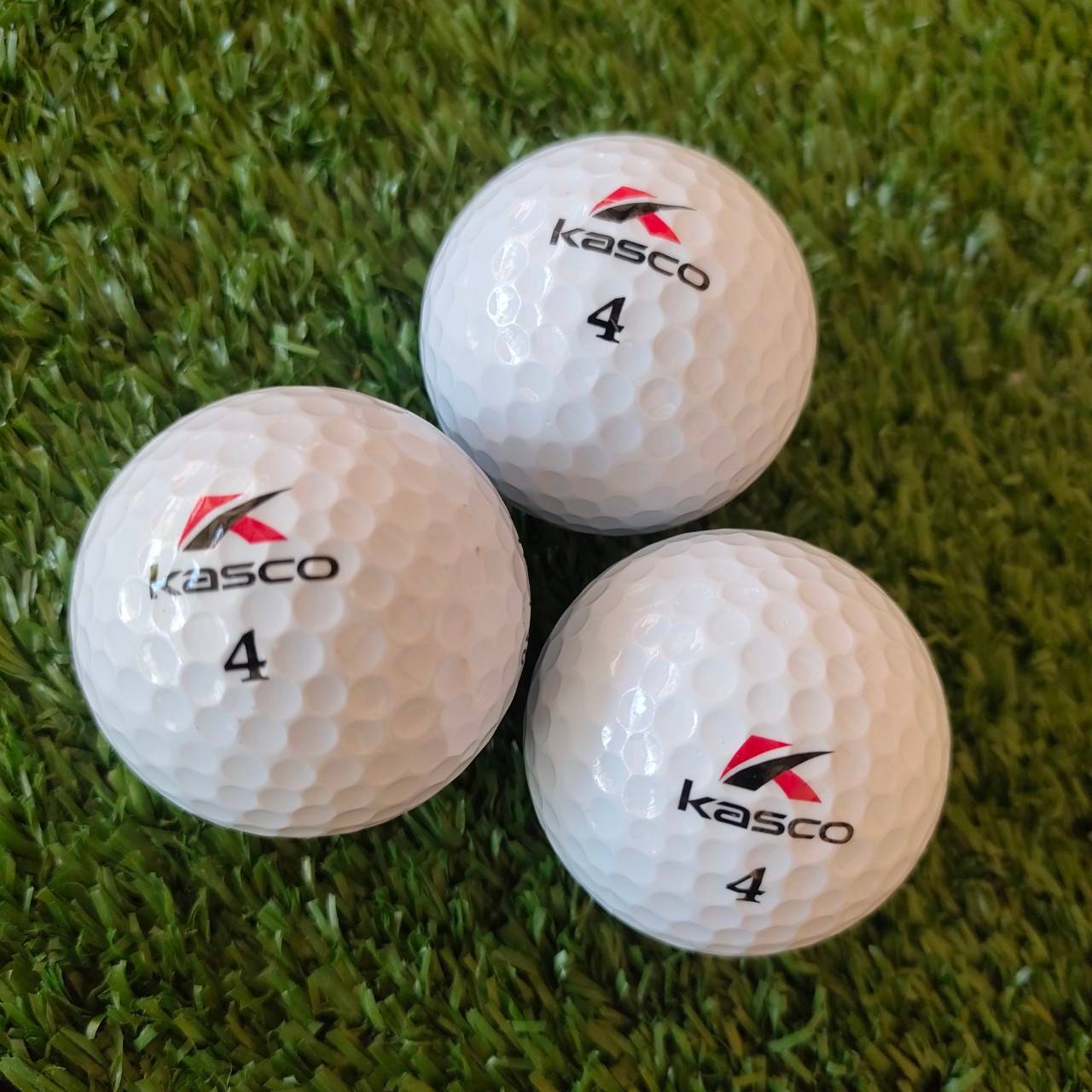 ลูกกอล์ฟ KASCO RR LONG 1 หลอด มี 3 ลูก สีขาวเป็นแบบสามชั้น คุ้มค่ากว่าซื้อแบรนด์แพง เพราะ KASCO MADE IN JAPAN ของดีพรีเมี่ยม ราคาไม่แพง ไม้กอล์ฟมือสอง ของแท้ BY NakaraLuxurious