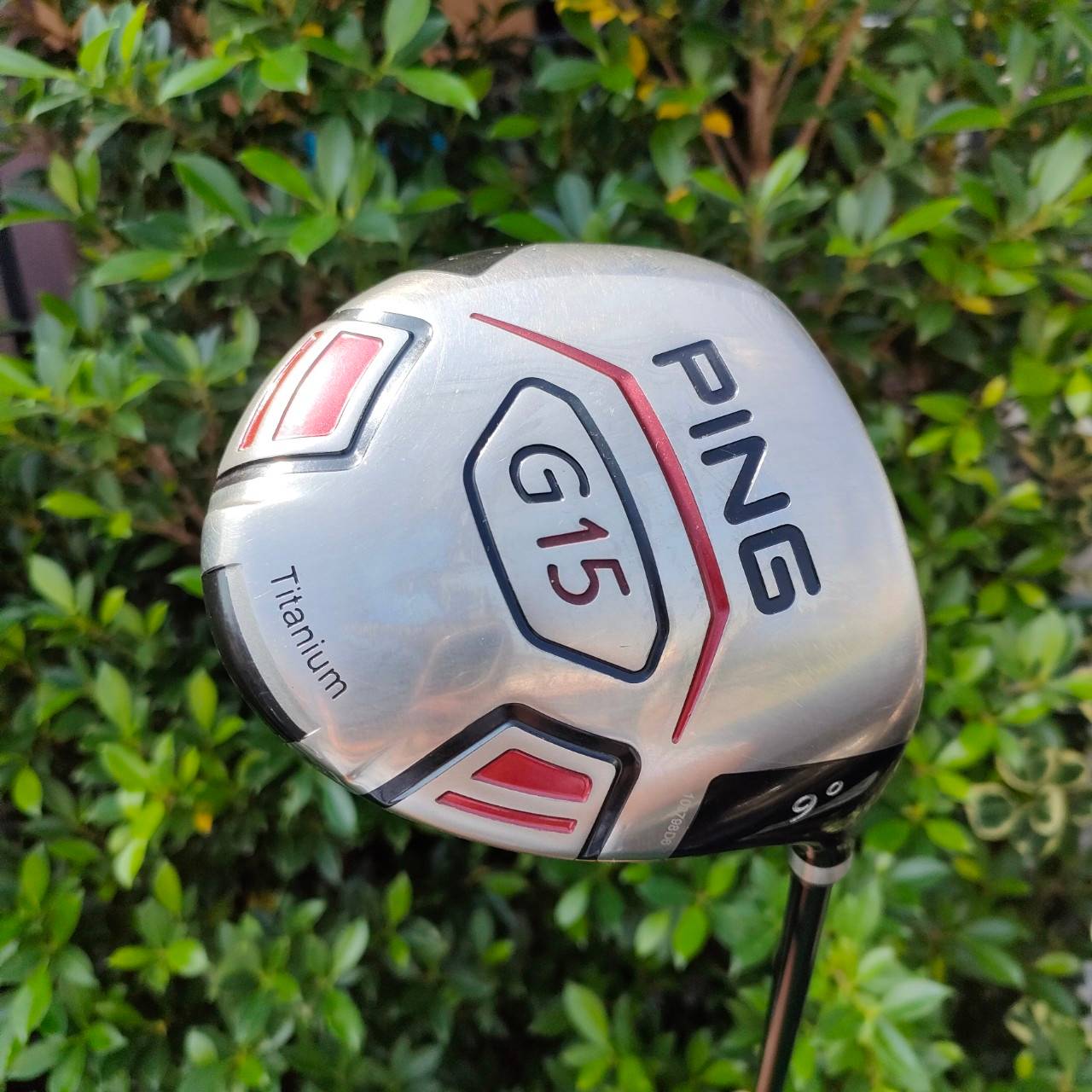 DRIVER PING G15 องศา 9 ก้าน PING TFC 570D FLEX S ซีรี่นี้ผลิตโดย GRAPHITE DESIGND PING มีลักษณะพิเศษ ที่ผลิตออกมาก ด้วยความใส่ใจในรายละเอียดมากๆ ตีไกลมาๆครับ สภาพสวยเดิมๆเลย