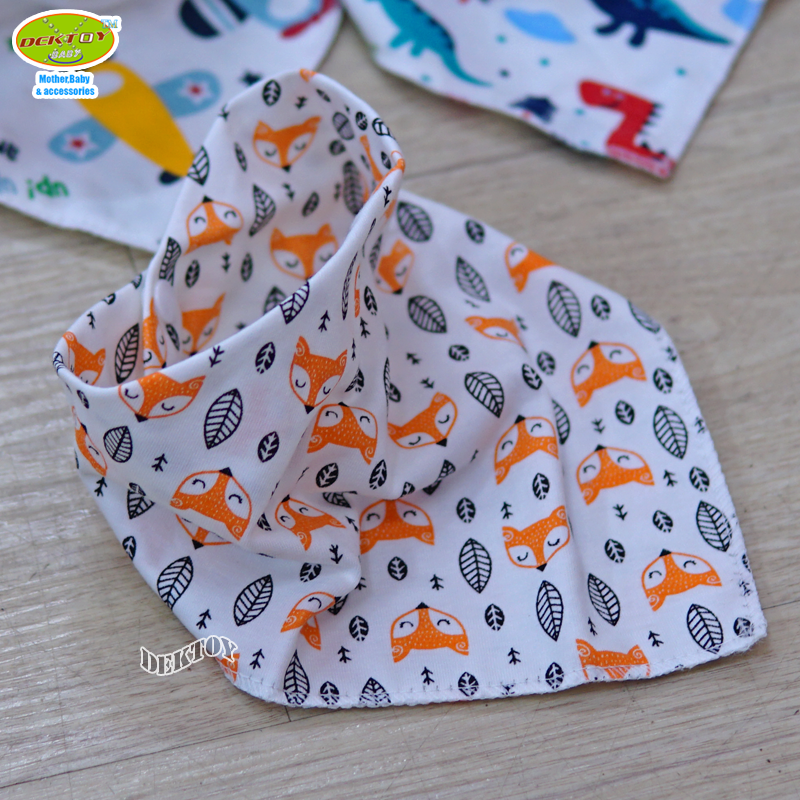 1ผืน ผ้าซับน้ำลายเด็ก ผ้ากันเปื้อนเด็ก สามเหลี่ยม