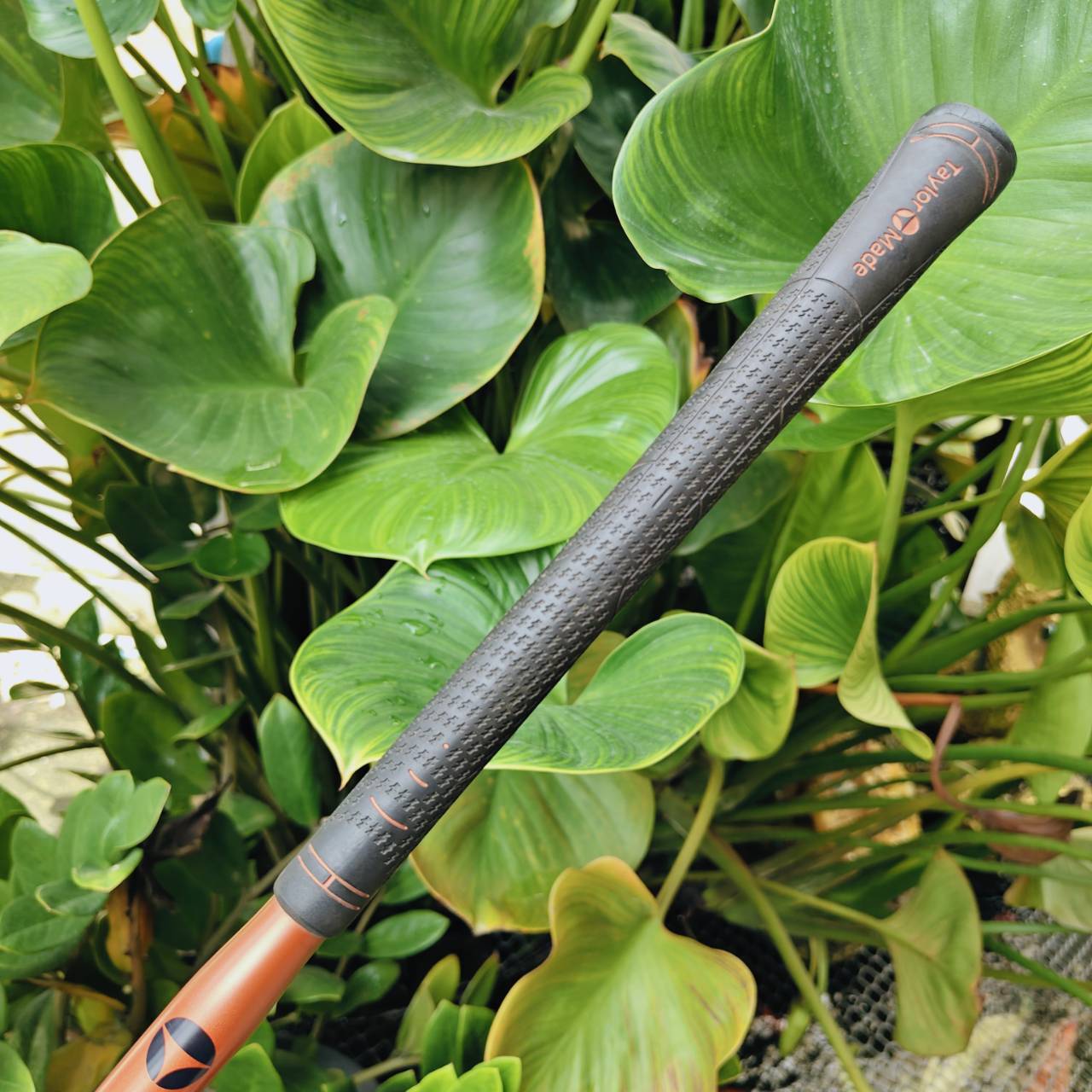 TAYLORMADE RESCUE HYBRID (24°) ก้าน BUBBLE SHAFT ดีไซน์เฉพาะของ TaylorMade