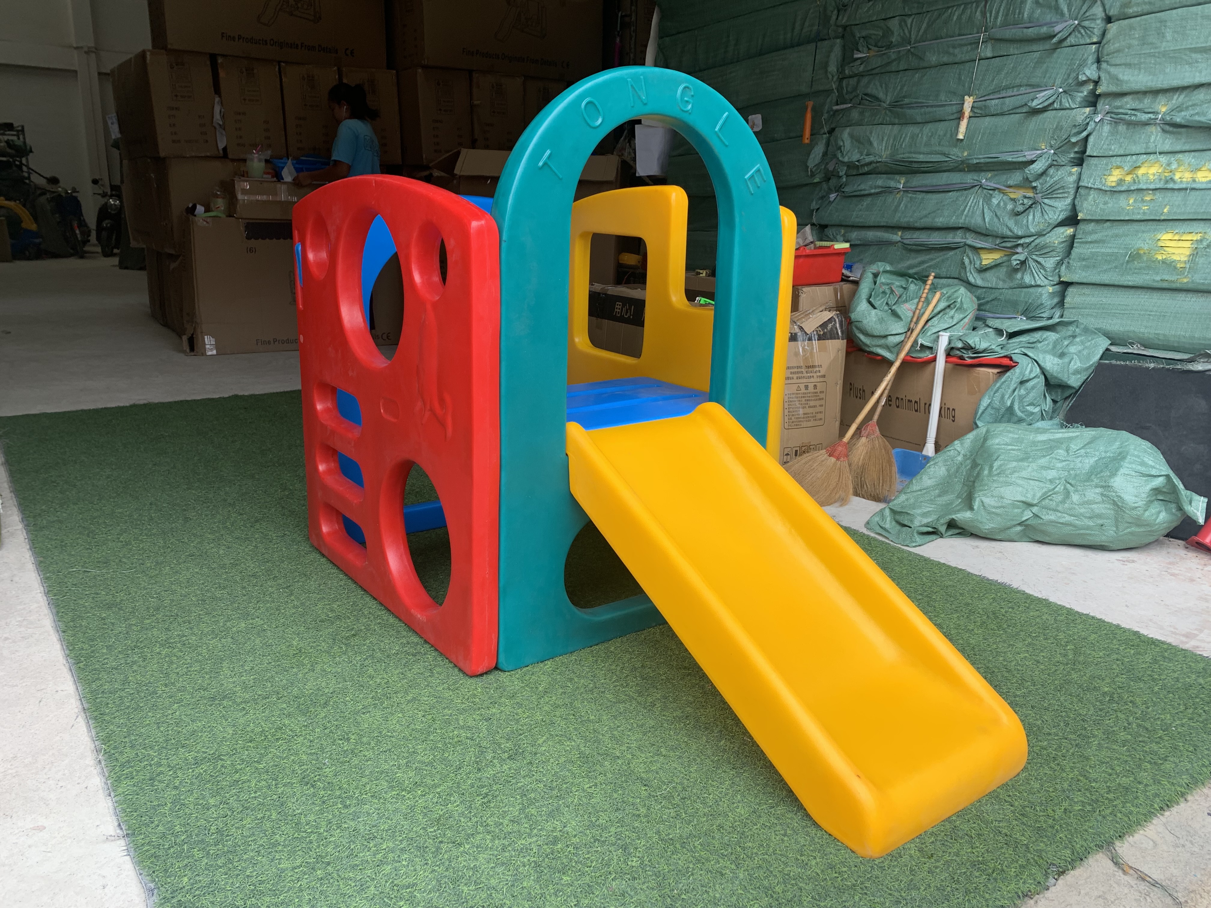 ส่งฟรี กระดานลื่นปีนป่ายเด็ก, อุโมงค์เด็กเล่น สไลเดอร์,เครื่องเล่นสนาม ของเล่นเด็ก พร้อมส่ง