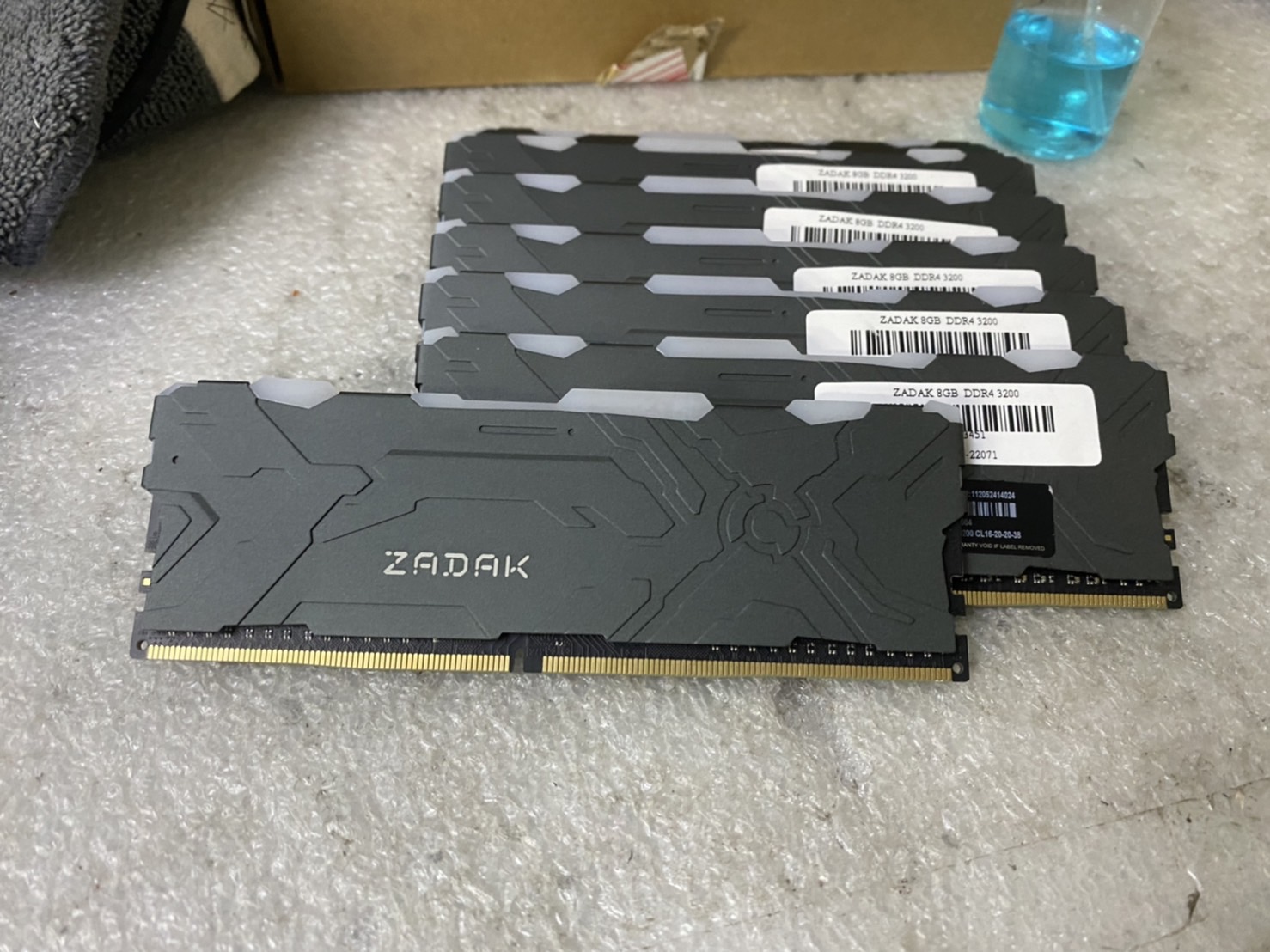 ZADAK MOAB RGB 16GB (8GBx2) DDR4/3200 RAM PC