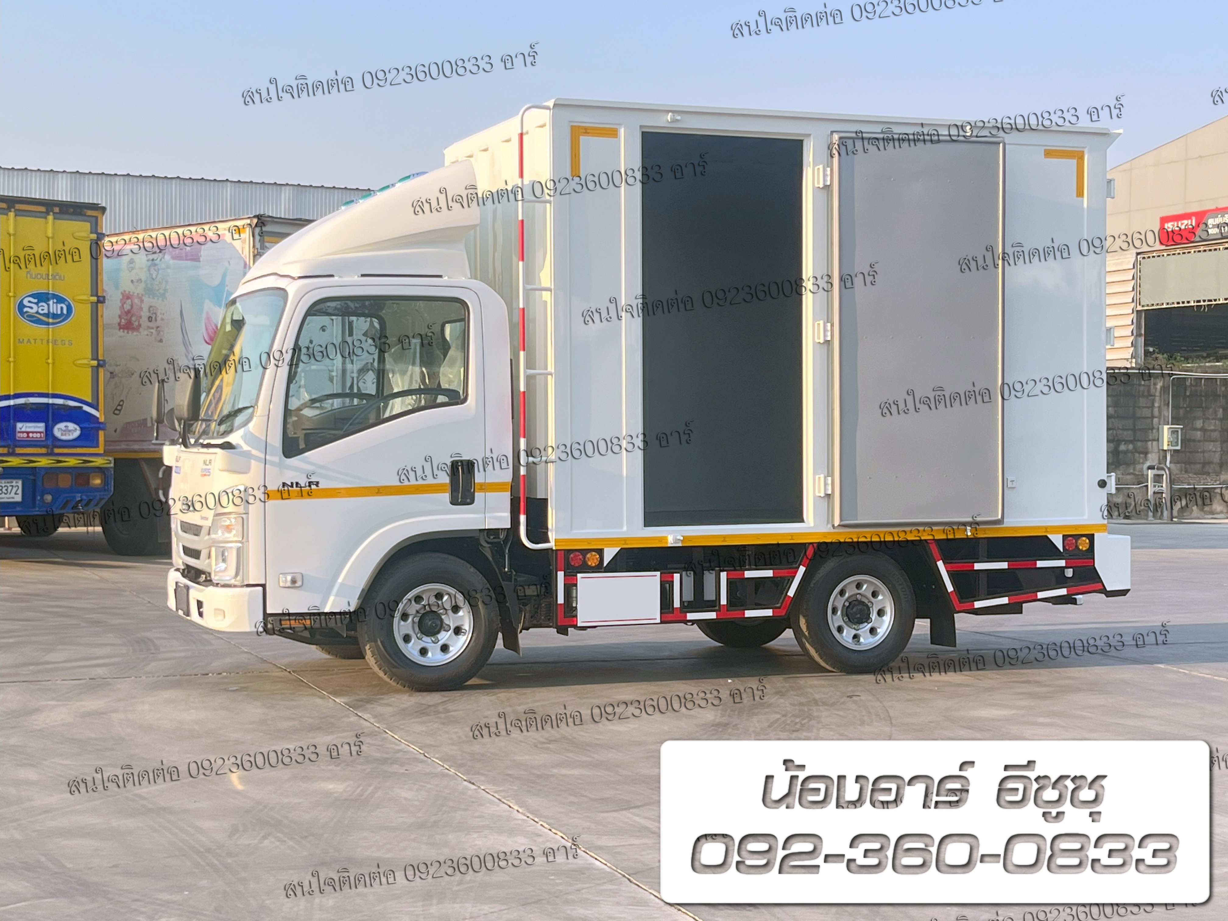 4 ล้อ ISUZU NLR Euro5 Max ตู้ 3 บาน