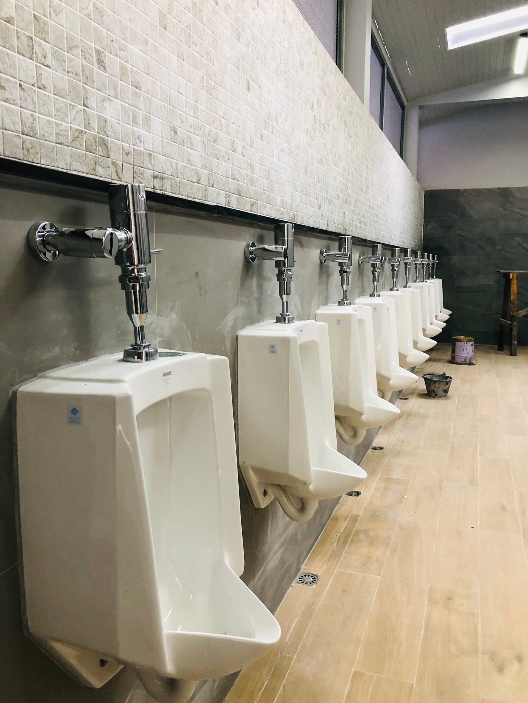 รร.ฤทธิยะวรรณาลัย(ดอนเมือง) งานสร้างห้องน้ำ45ห้อง