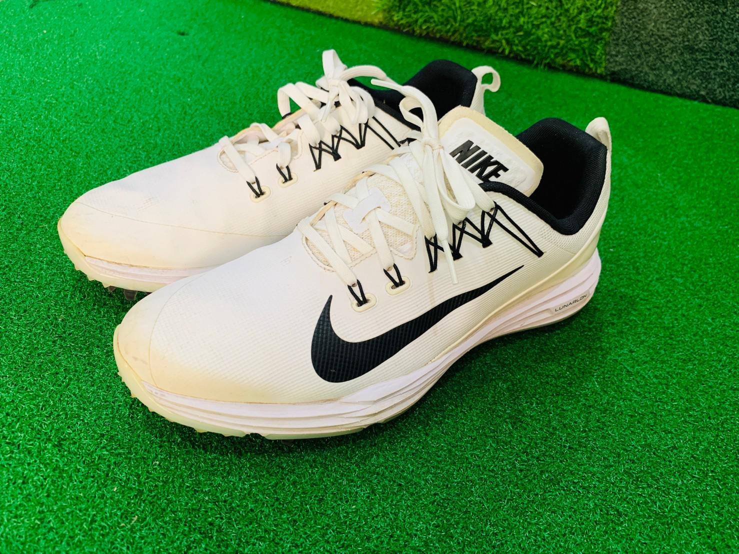 รองเท้ากอล์ฟ NIKE LUNARLON มือสอง