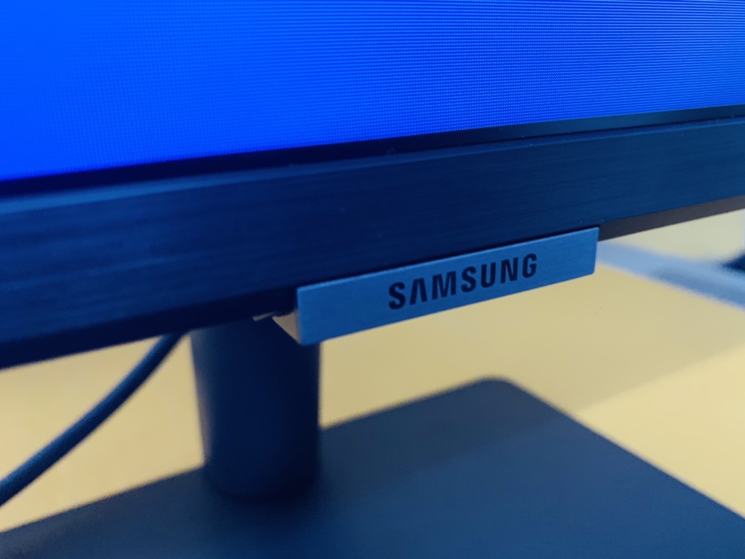 Monitor 32'' SAMSUNG LS32AM500NEXXT (SMART MONITOR) มีกล่อง