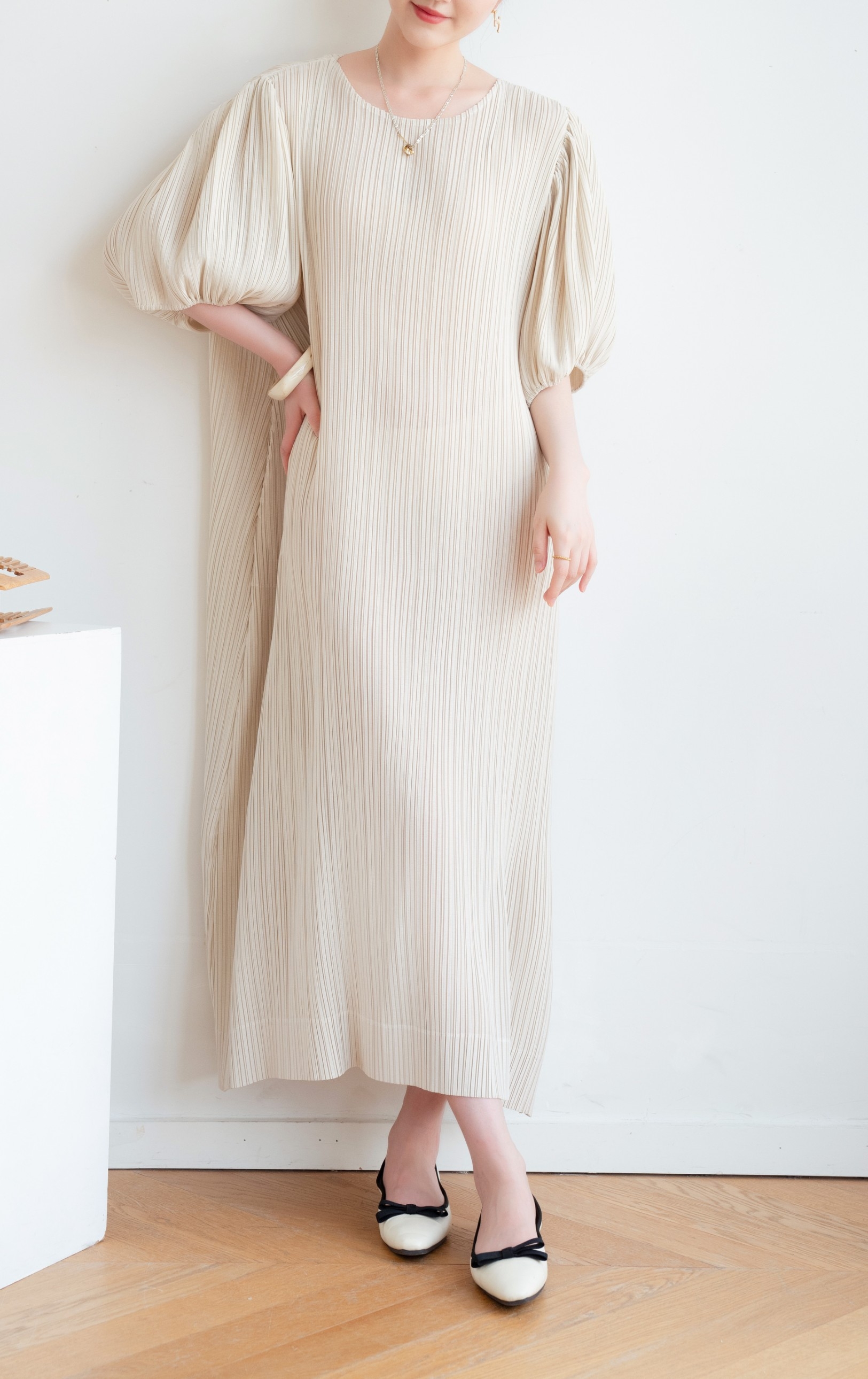 ปรับราคาลง20%!! อกถึง 60 นิ้ว 2MUAY รุ่น GJO1117P เดรสพลีทคุณภาพ BABY DOLL SLEEVE PLEATED DRESS 8 สี FREE SIZE