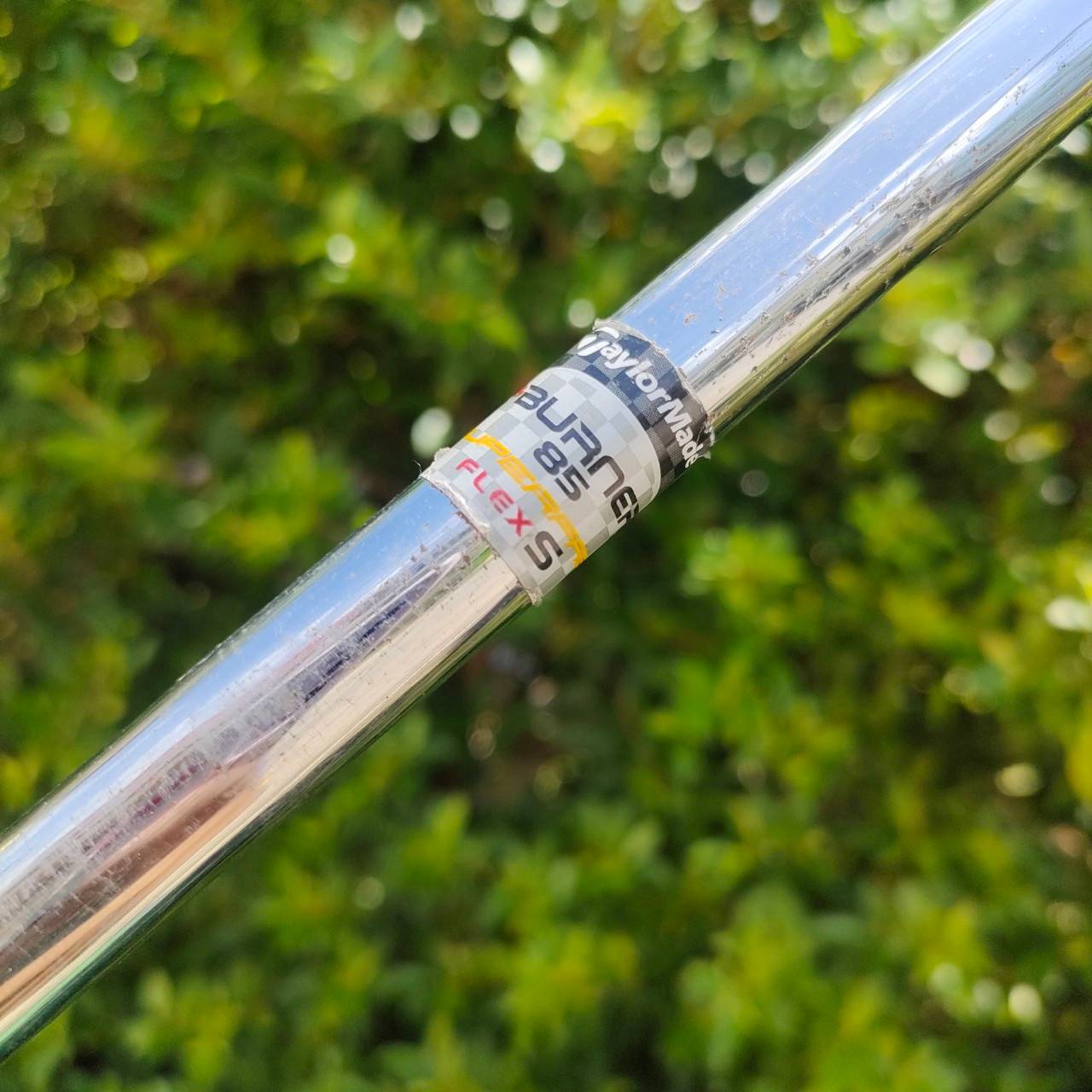 ชุดเหล็ก TAYLORMADE BURNER PLUS มีเหล็ก 4-9 เเละ PW FLEX S รุ่น PLUS คือจะตีไกลกว่ารุ่นปกติ ไม้กอล์ฟมือสอง ของแท้ BY NakaraLuxurious