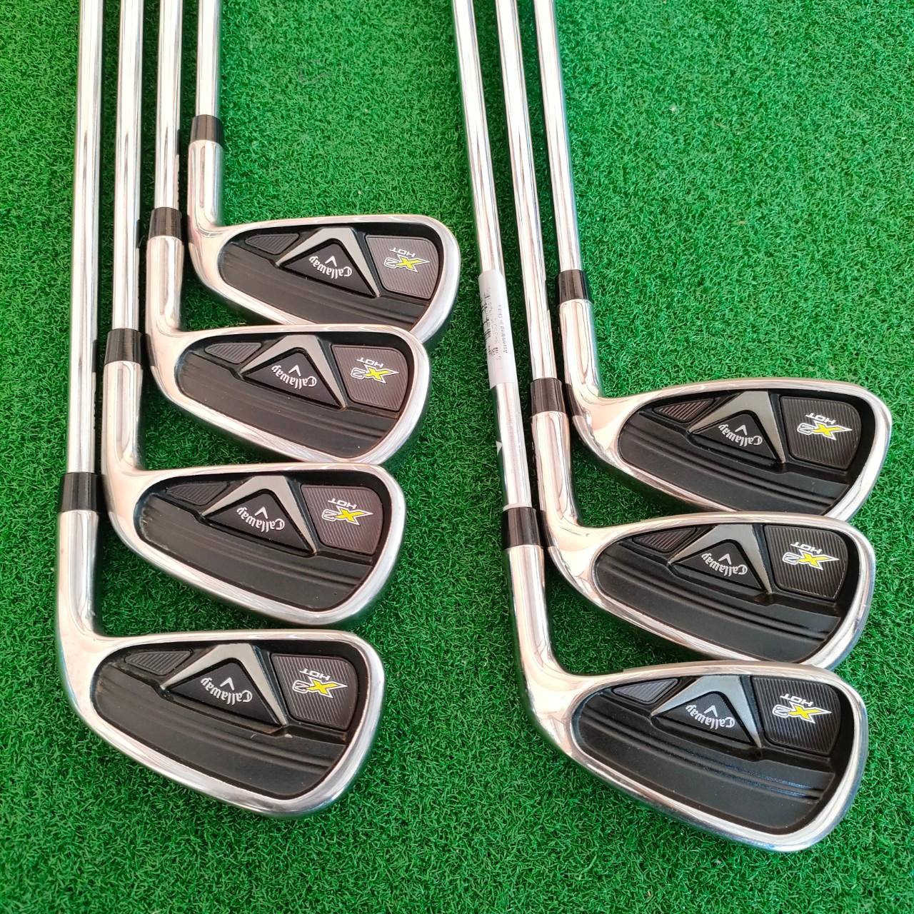 ชุดเหล็ก CALLAWAY X2 HOT PRO มีเหล็ก 4 - 9 PW ทั้งหมด 7 ชิ้น ก้าน N.S.PRO 950GH FLEX R สภาพสวยเดิมมากๆ