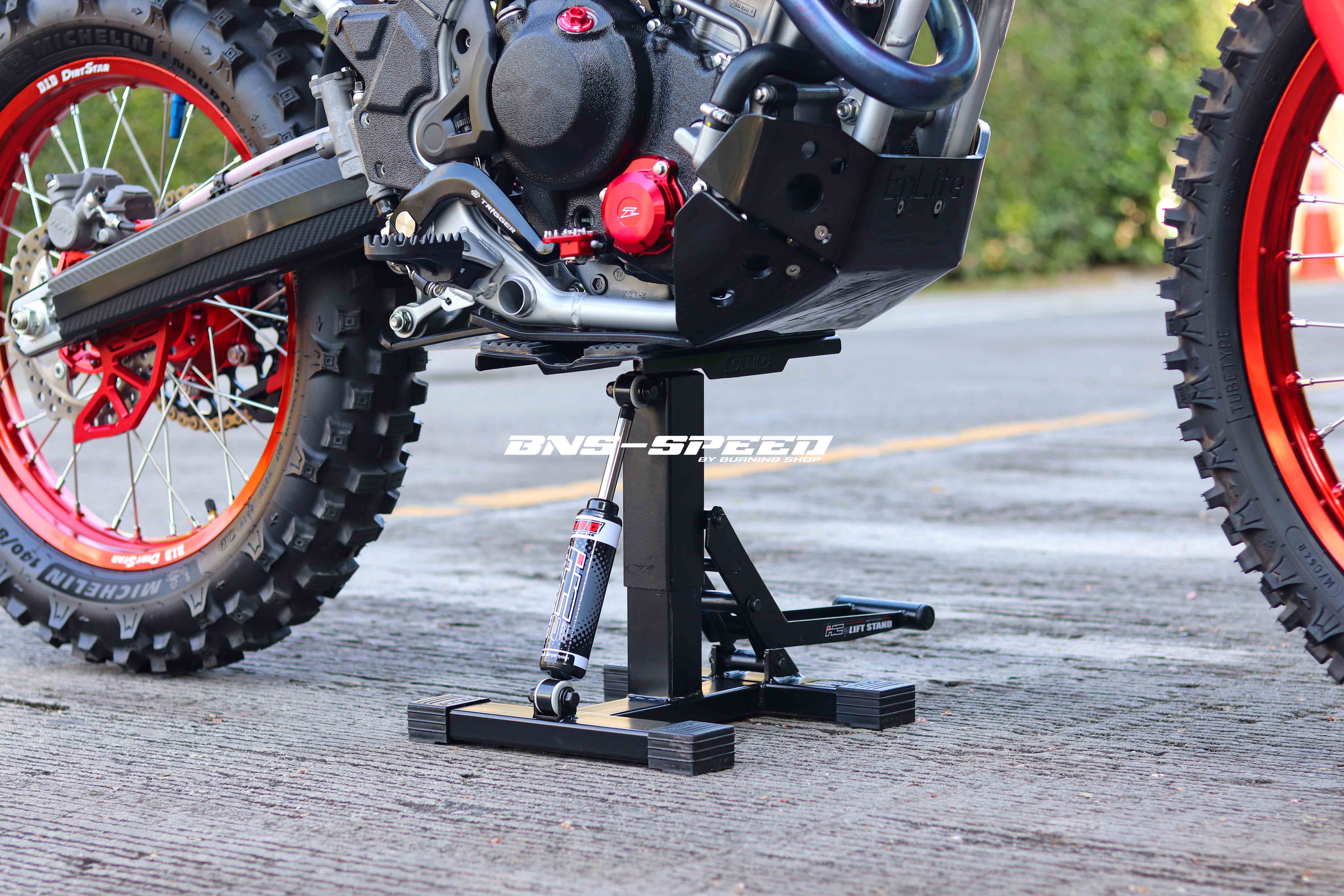 สแตนยกรถ DRC HC2 Lift Stand