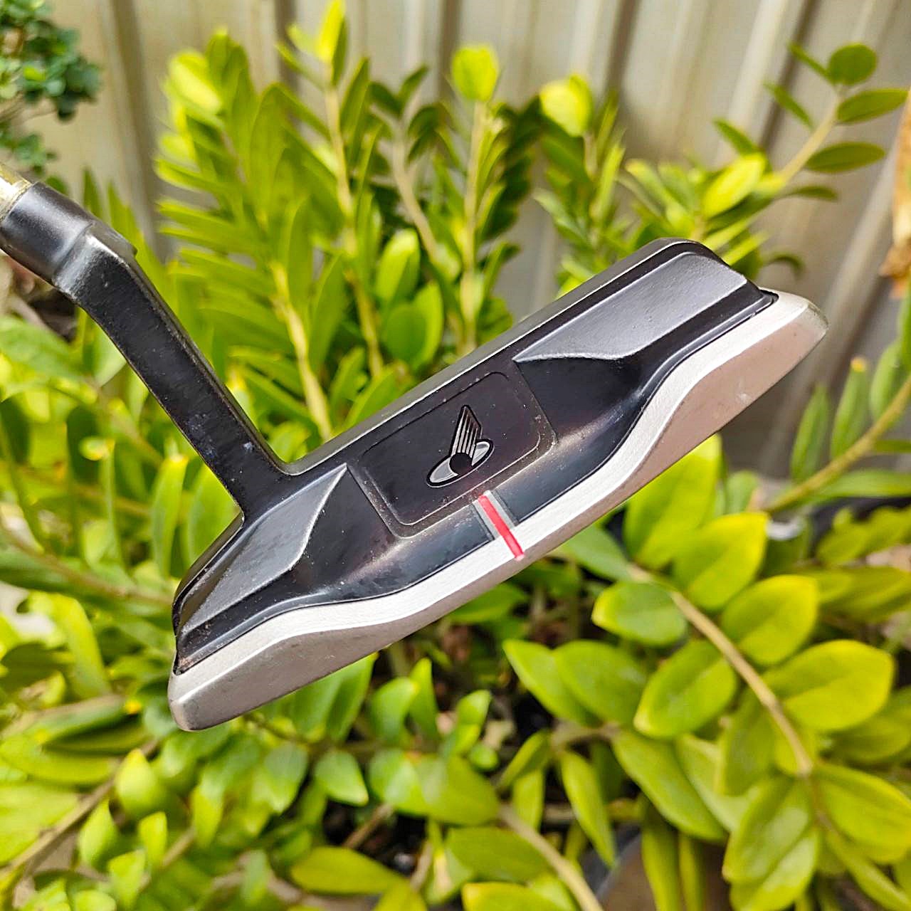 PUTTER NEVER COMPROMISE NCX RAY ความยาว 34 นิ้ว พัตต์แบบเกาะไลน์สุดๆ น้ำหนักดีมาก ดีกว่าพัตเตอร์ตัวที่ราคาเป็นหมื่นหลายตัว ไม้กอล์ฟมือสอง ของแท้ BY NakaraLuxurious