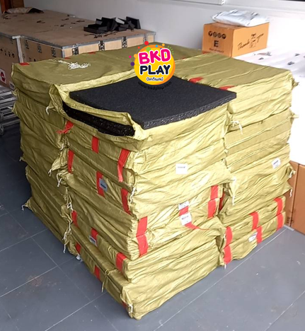 แผ่นยาง EPDM ราคาต่อ1ตร.ม. 4แผ่น แผ่นยางสังเคราะห์ ,แผ่นปูกันกระแทก,แผ่นปูพื้นสนามเด็กเล่น, พื้นยางEPDM ,ปูสนามเด็กเล่น,สนามกีฬา ห้องฟิตเนส พร้อมส่ง ราคาโรงงาน มีสีดำ เทา น้ำเงิน เหลือง แดง เขียว