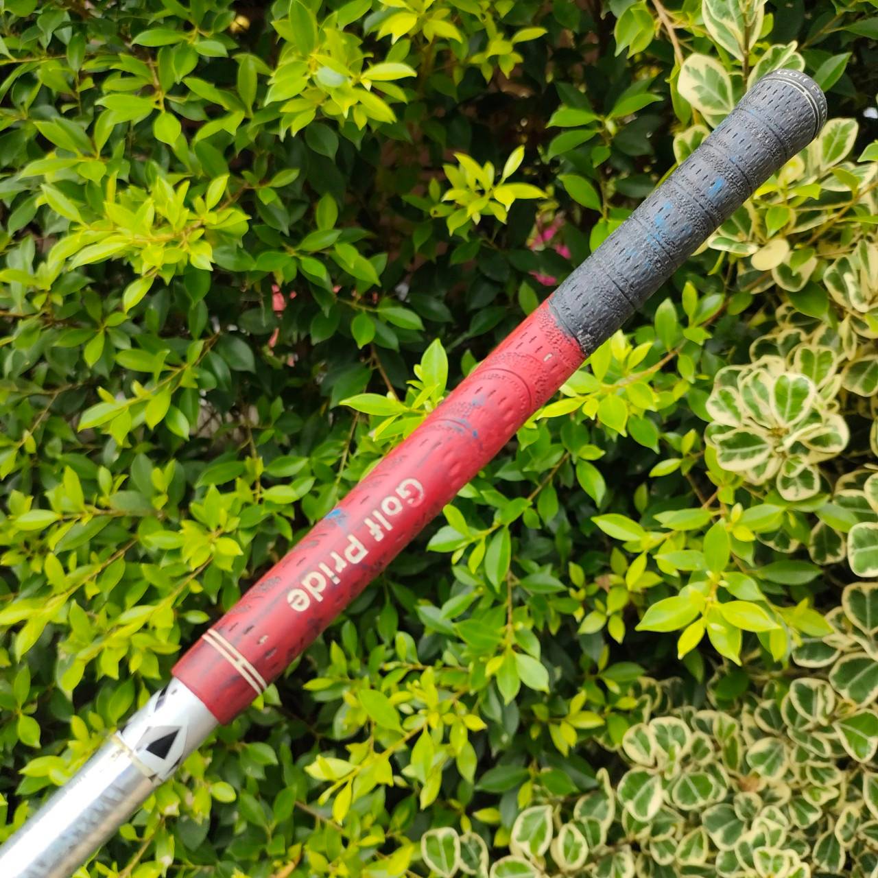 DRIVER CALLAWAY RAZR HAWK องศา 9.5 ก้าน RAZR HAWK SERIES FLEX S เป็น Driver Callaway ที่ทำออกมาได้ดุดัน ดีไซน์ล้ำสมัย ตีถ้าเข้าคือไกลแบบสุดขีด!!! วันนี้จัดให้ราคาช๊อคแน่นอน!!!