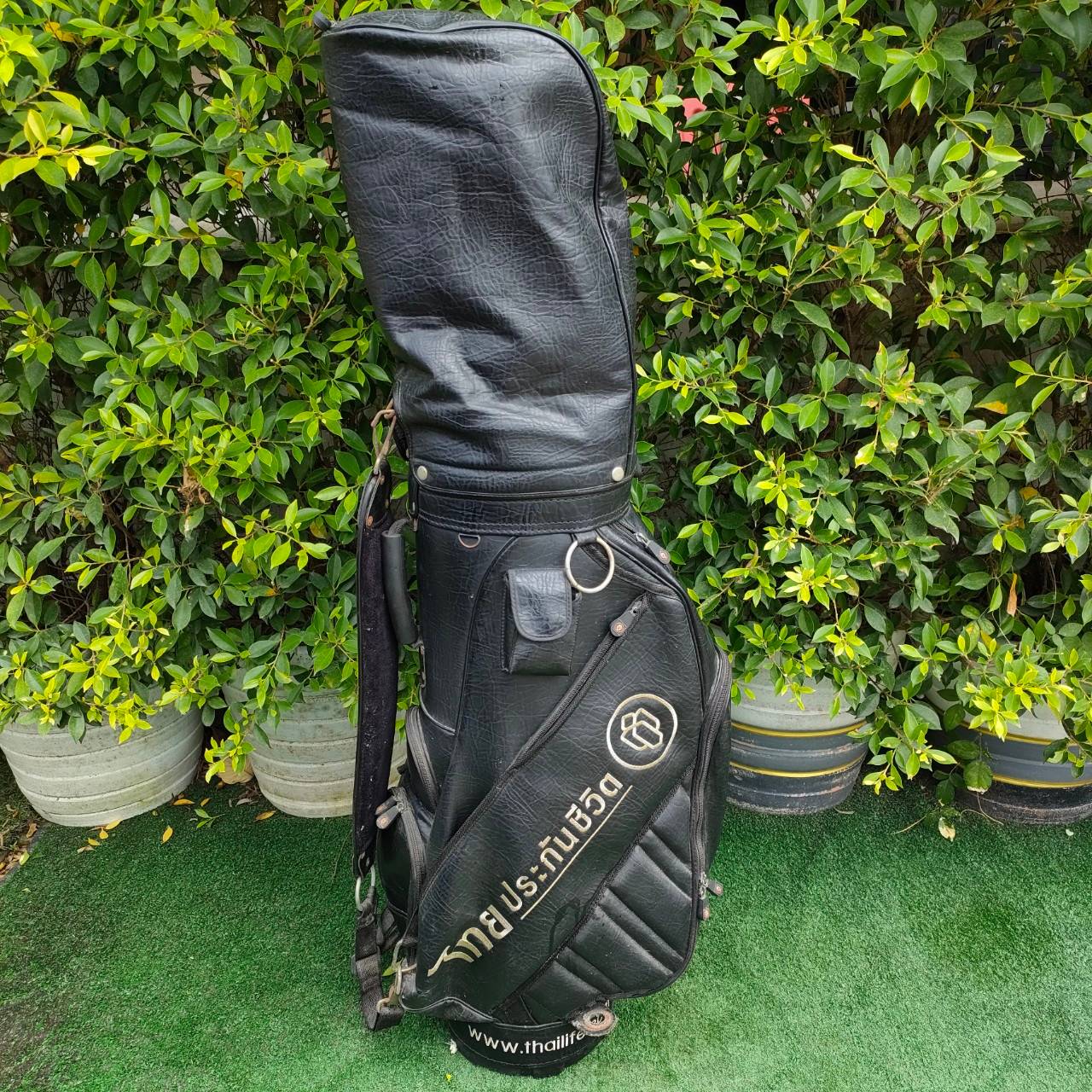 ** ไม้กอล์ฟครบชุดสำหรับท่านที่ถนัดซ้าย ** FULLSET HIPPO HYBRID ทั้งชุดประกอบด้วย หัวไม้ 1 3 เเละ hybrid 3,4 ชุดเหล็ก 5-9 เเละ PW SW WEDGE องศา 60 PUTTER พร้อมถุงกอล์ฟ เป็นไม้กอล์ฟที่ครบครัน พร้อมออกรอบได้เลย สำหรับท่านที่ถนัดซ้ายครับ