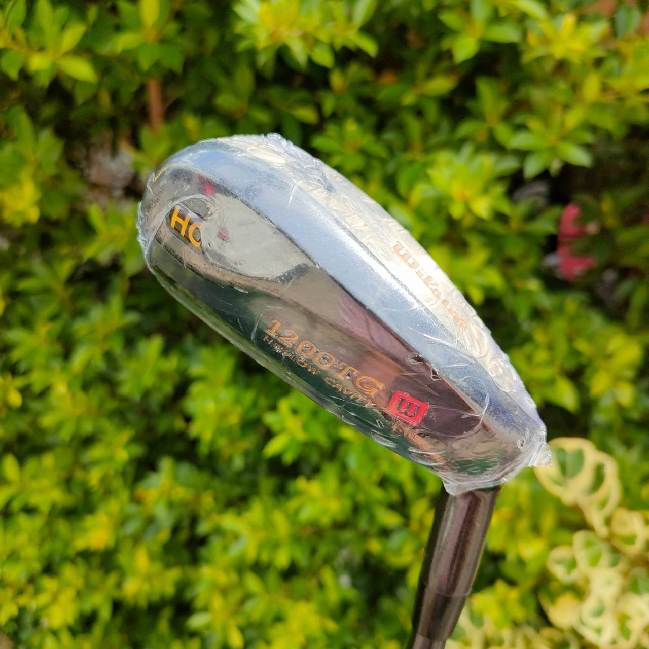 เหล็ก 4 WILSON 1200TG ของใหม่!! HOLLOW CAVITY ก้าน 1200TG FLEX R ก้านดีมาก ตีง่ายจัด ตีง่ายเท่าไฮบริดและตีตรงกว่ามาก!! ไม้กอล์ฟมือหนึ่ง ของแท้ BY NakaraLuxurious