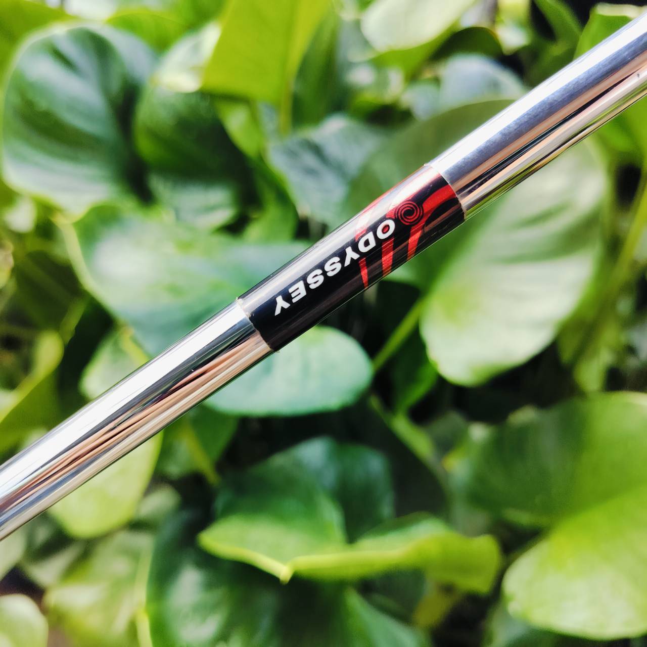 PUTTER ODYSSEY MARXMAN ยาว 35 นิ้ว กริพ GOLF PRIDE รุ่นนี้เล็งง่ายมากๆ เวลาสโตรคเบี้ยว จะเห็นเลยว่าเบี้ยว และรูปทรงออกแบบ ให้ชดเชยความผิดพลาดได้สูงมากๆ ไม้กอล์ฟพรีเมี่ยมมือสอง ของแท้ By NakaraLuxurious