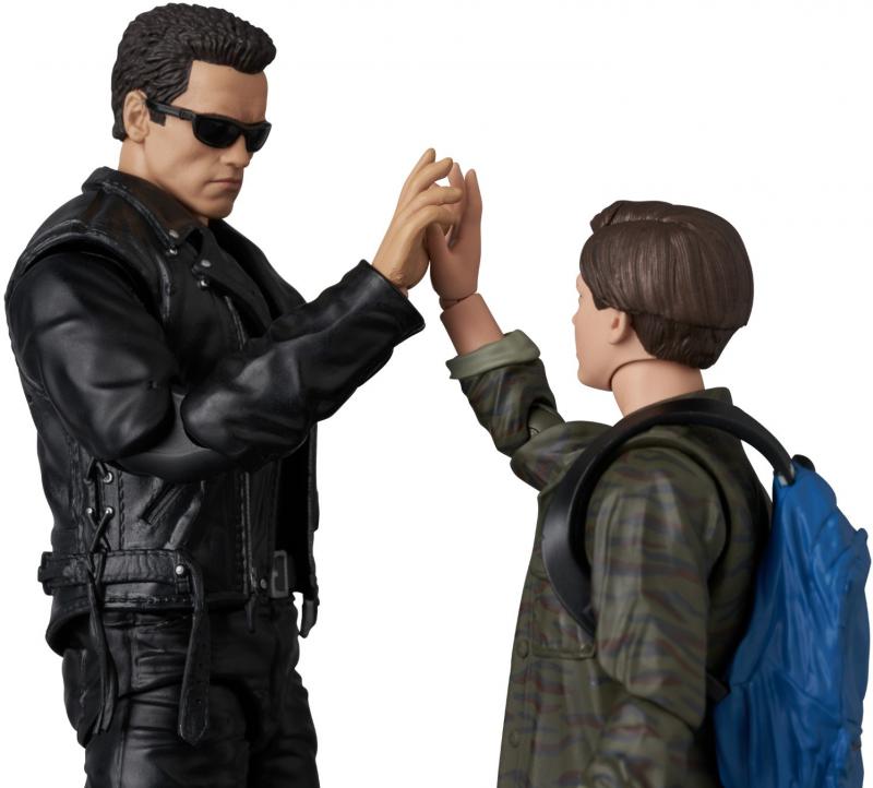 [สั่งจอง]Mafex - No.280 : T-800 (T2 Ver.) & John Connor