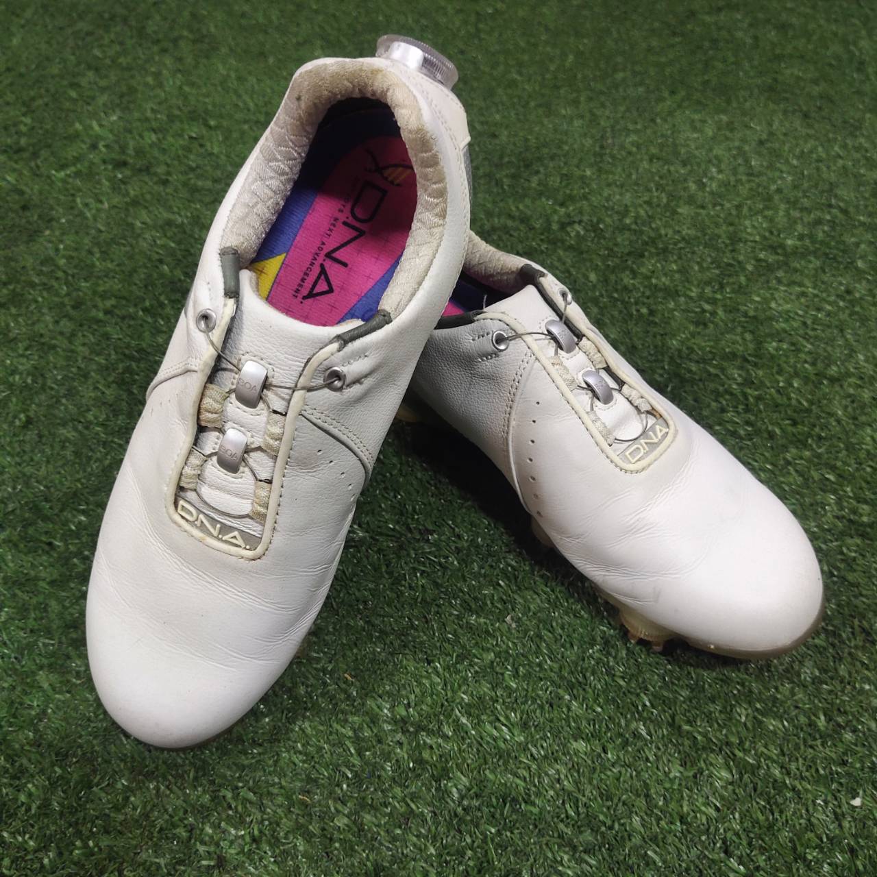 รองเท้ากอล์ฟผู้หญิง FOOTJOY DNA มือสอง สภาพดี พร้อมกล่องเดิมค่ะ