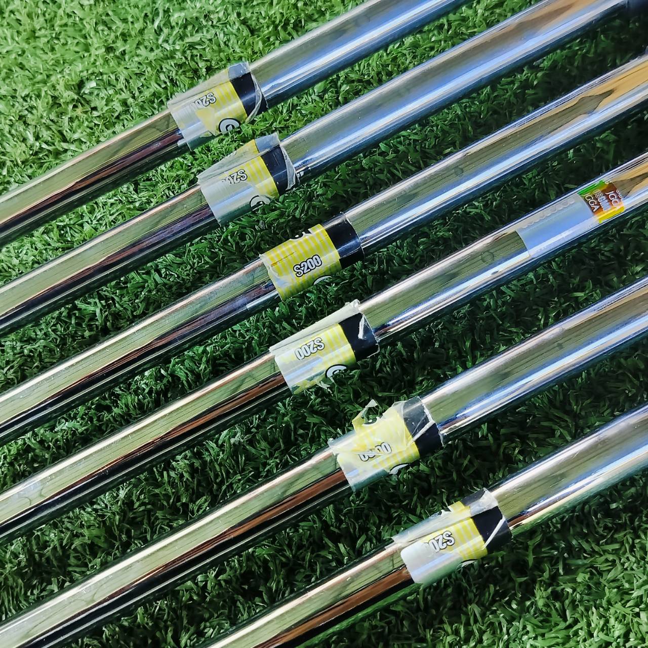 ชุดเหล็ก Callaway LEGACY BLACK V (Forged) ตัวพรีเมี่ยมสูงสุด เน้นขายในญี่ปุ่น วัสดุใส่เต็ม คุณภาพแบบเน้นที่สุดของ Callaway VAR (การดูดซับการสั่นสะเทือน) ทำให้ได้ฟีลลิ่ง ที่เหนือชั้นกว่าเหล็ก FORGED ทั่วไป ไม้กอล์ฟพรีเมี่ยมมือสอง ของแท้ By NakaraLuxurious