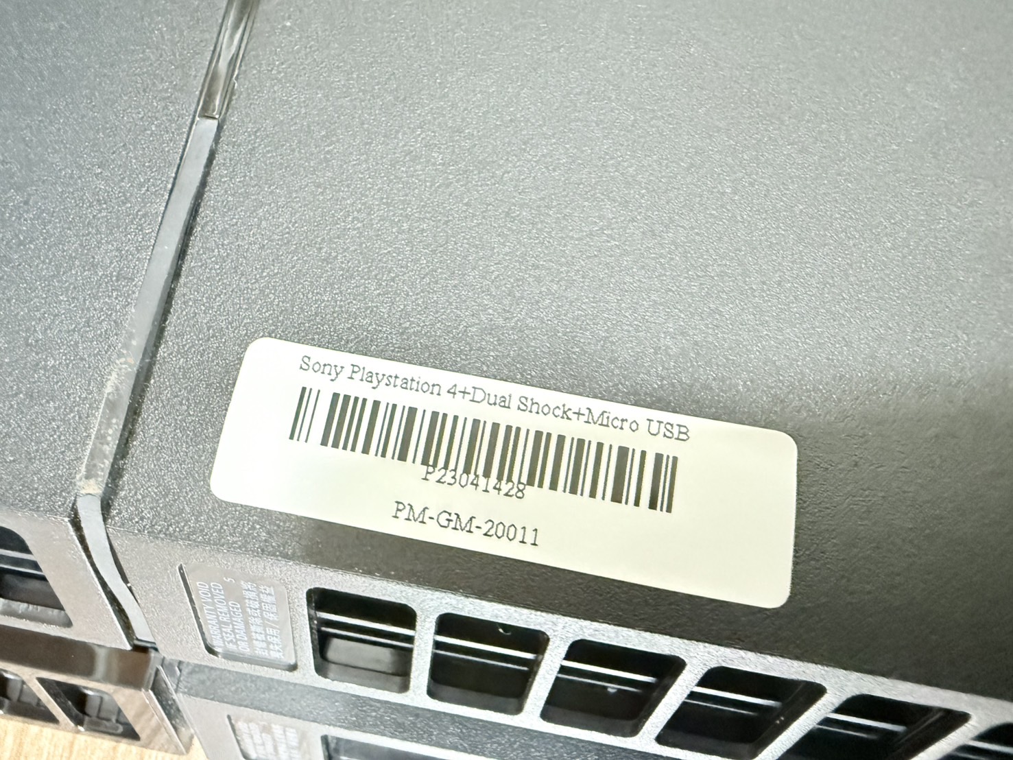 เครื่องเล่นวิดีโอเกม Sony Playstation 4+Dual Shock+Micro USB