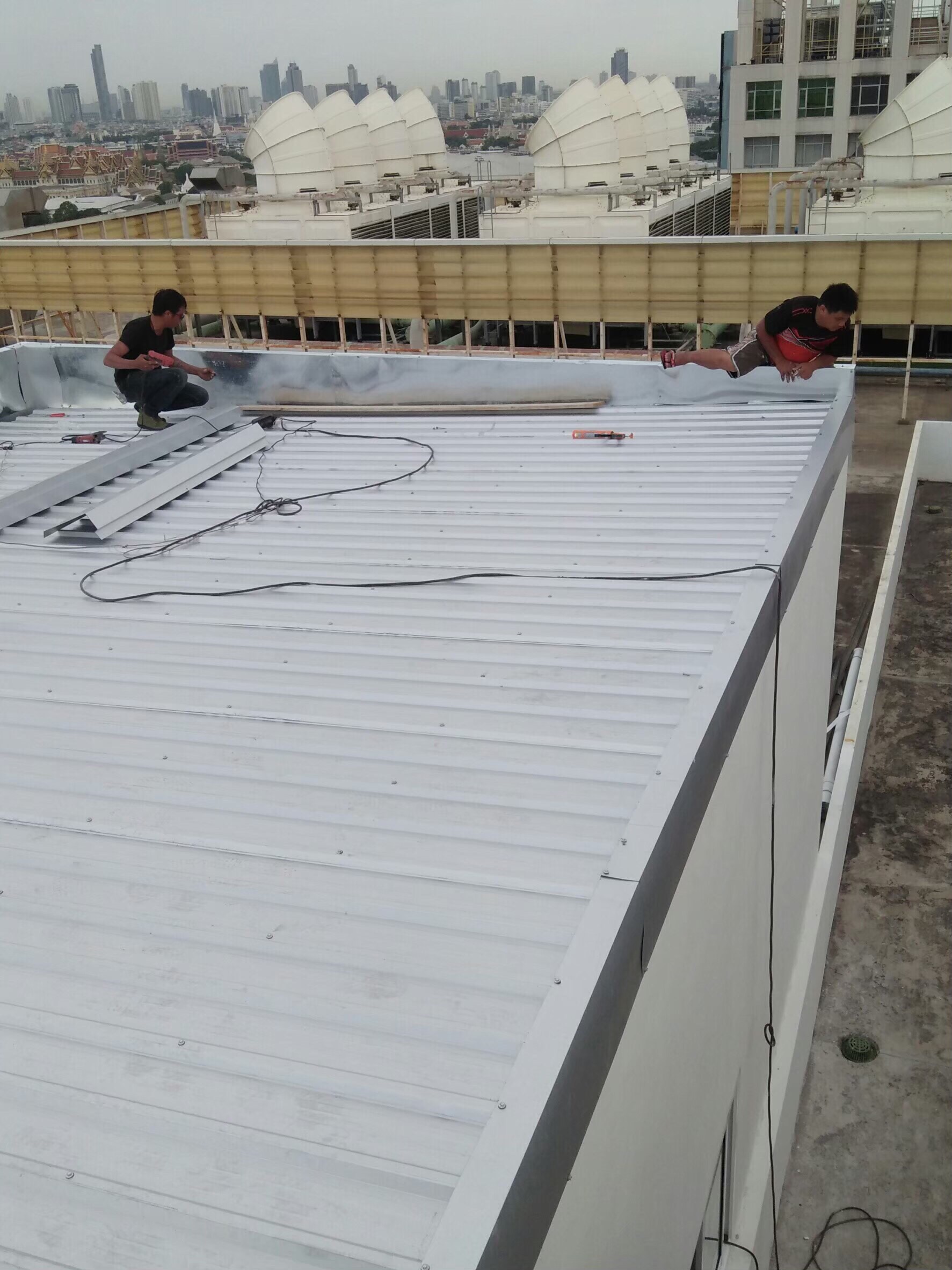 สร้างอาคารสำนักงาน ตึกศรีสวรินทิรา ชั้น15 ศิริราช