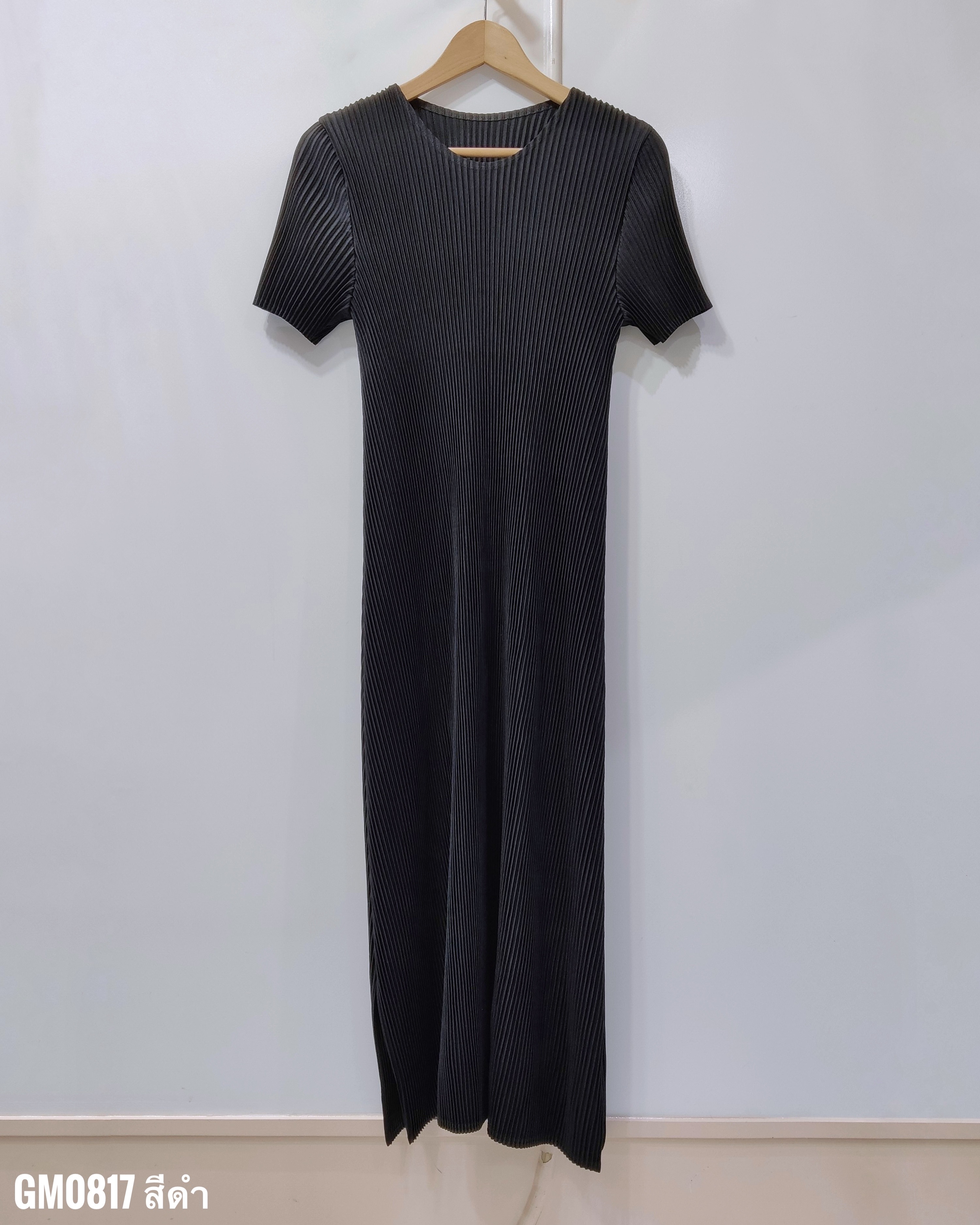 ยาว 46 นิ้ว 2MUAY รุ่น GM0817 เดรสอัดพลีท THICK SHORT SLEEVE PLEATED DRESS สีดำ FREE SIZE
