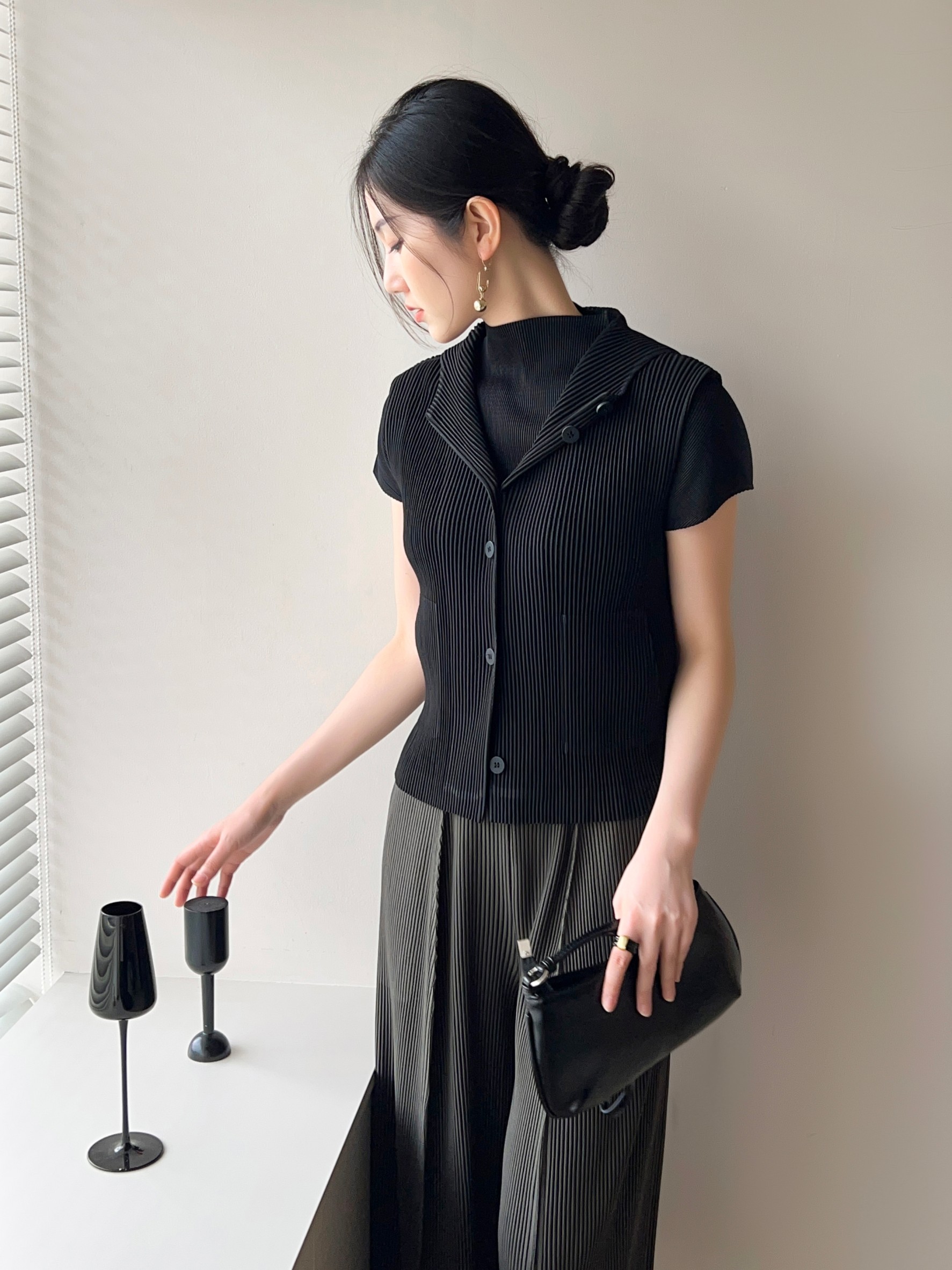 2MUAY รุ่น GJO5103-9 เสื้อพลีทคุณภาพ THICK SLEEVELESS HOODED PLEATED TOP 8 สี FREE SIZE