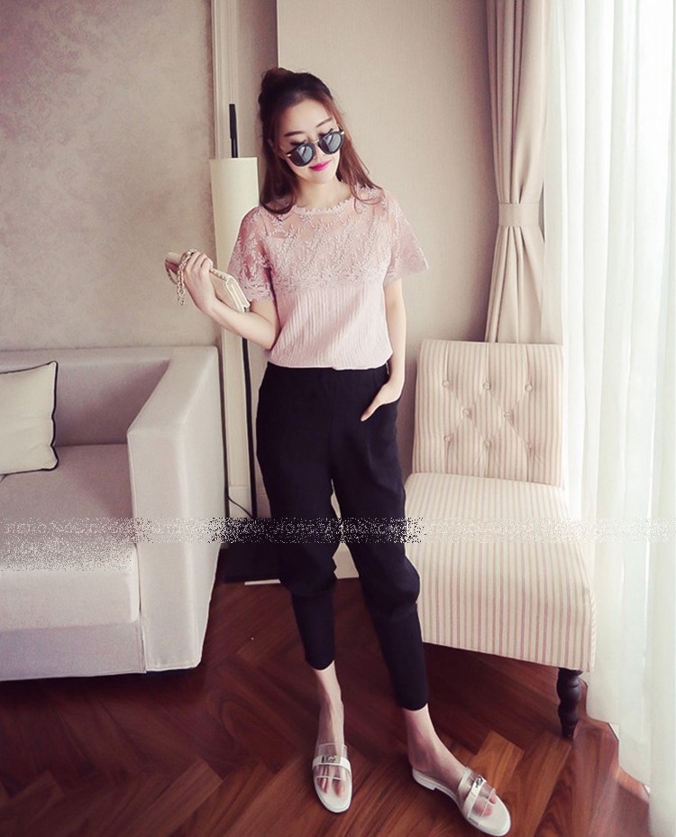 เสื้อแฟชั่น ตัดต่อลูกไม้ซีทรูช่วงบน ผ้าซีฟองเนื้อดี สีขาว ตามแบบ