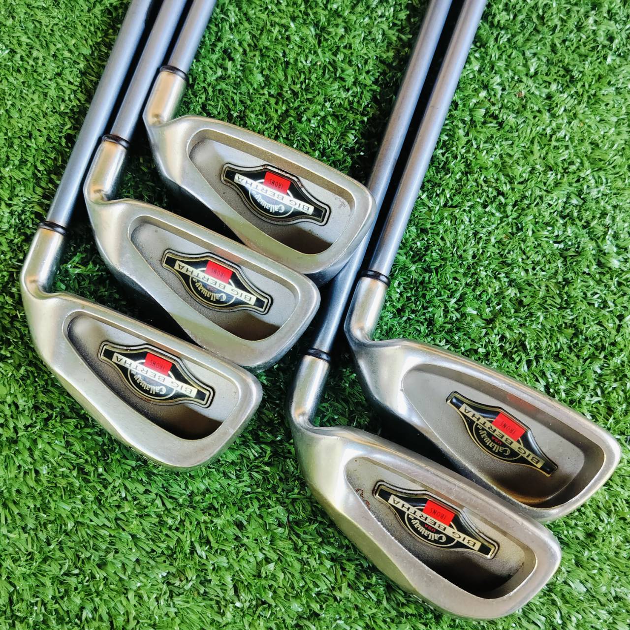 ชุดเหล็ก Callaway BIGBERTHAR มีเหล็ก 6 7 8 9 PW ก้าน RCH FLEX LITE ก้านเบา สำหรับท่านี่สปีดไม่แรง จะช่วยให้เร่งสปีดได้ดี ตีง่าย ไม้กอล์ฟพรีเมี่ยมมือสอง ของแท้ By NakaraLuxurious