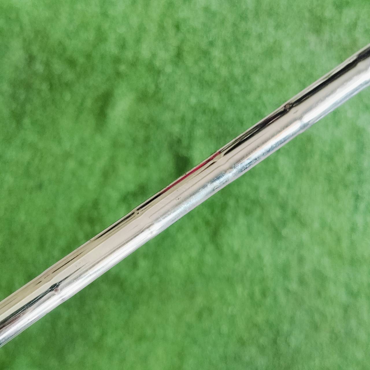 WEDGE SMITH & SMITH CST เป็นเหล็ก 13 องศา 60 ++ ค่ะ ก้านเหล็ก WEDGE FLEX หน้าใบสวย สปินดีมากเลยค่ะ ไม้กอล์ฟพรีเมี่ยมมือสอง ของแท้ By NakaraLuxurious