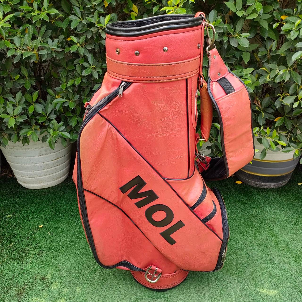 ถุงกอล์ฟ MOL มือสอง ใบใหญ่ 9 นิ้ว ดูดีเลยครับ