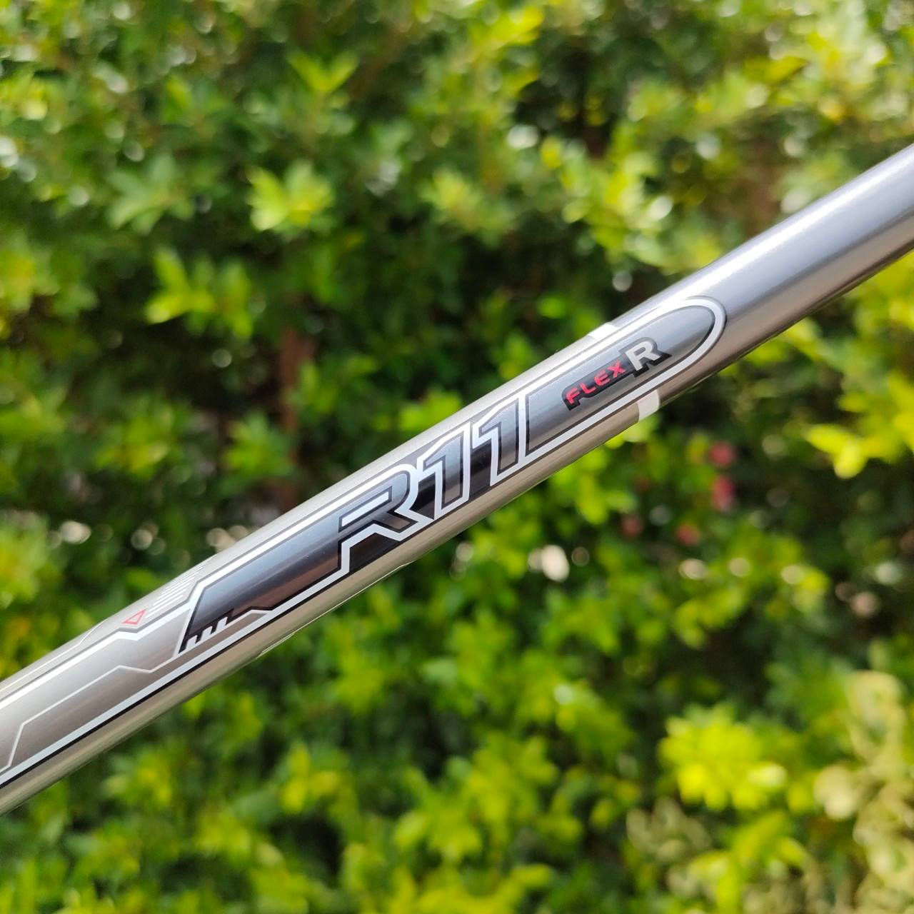 FW3 TAYLORMADE R11 องศา 15.5 ก้าน FUJIKURA MOTORE FLEX R ตีไกลมาก ไขปรับได้ เป็นรุ่นหน้าดำ กระดองขาว, ก้านพรีเมี่ยม FUJIKURA ไม้กอล์ฟมือสอง ของแท้ BY NakaraLuxurious