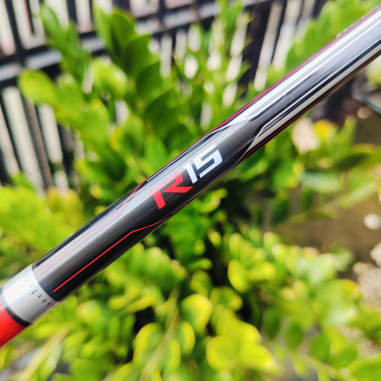 ก้านใส่ Fairway Woods Taylormade R15 TM1-115 FLEX S ผลิตโดย MISUBISHI RAYON ความยาวก้าน 41.5 นิ้ว มีกริพมาให้แล้วค่ะ มือสองสภาพดี ไม้กอล์ฟพรีเมี่ยมญี่ปุ่นมือสอง ของแท้ By NakaraLuxurious