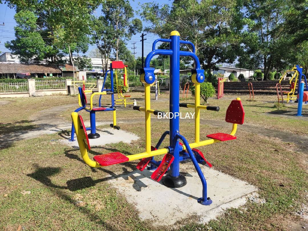 เครื่องออกกำลังกาย กลางแจ้ง ชุดอุปกรณ์ บริหารขา เข่า น่อง แบบขาดัน ลานกีฬา อเนกประสงค์ สนามกีฬา ผลิตในไทย สั่งทำตามสีที่ต้องการได้