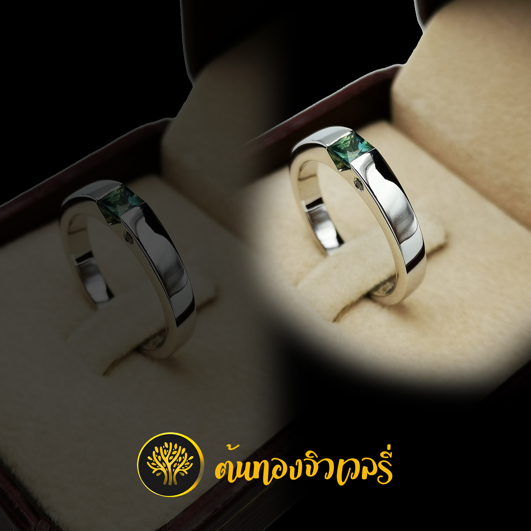 แหวนพลอยเขียว เรียบๆ ฝังเพชร สวยๆ งานสวยๆปังไม่ไหวเลยแบบนี้