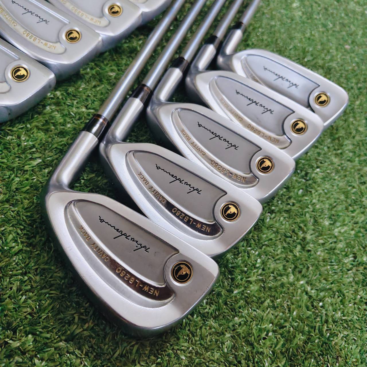 ระดับ 3 ดาว ⭐️⭐️⭐️ ชุดเหล็ก HONMA NEW-LB280 CAVITY BACK ก้าน NEW TITANIUM CARBON