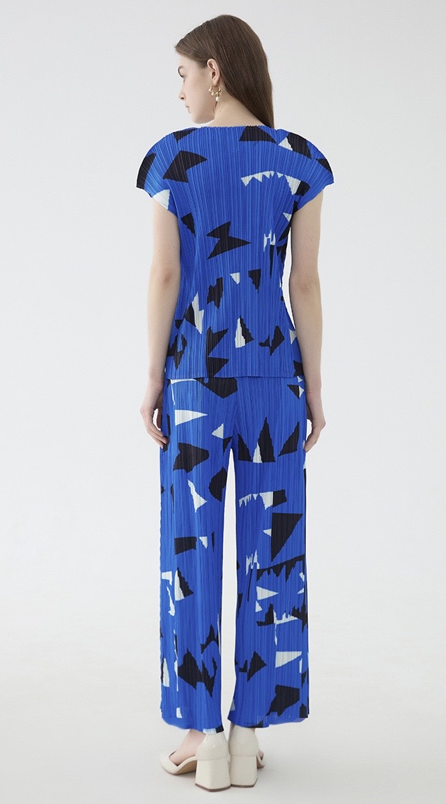 ปรับราคาลง20%!! 2MUAY รุ่น CX90810T / CX90810P เซ็ตพลีทคุณภาพ PRINTED SHORT SLEEVE TOP WITH PANTS PLEATED SET 2 สี FREE SIZE