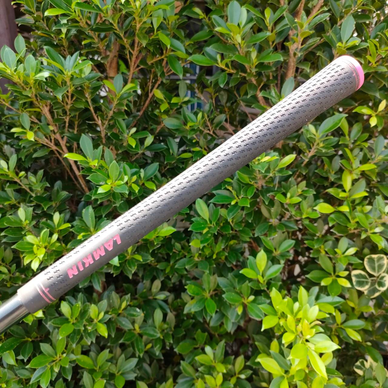 FW4 PRGR 513ER ก้าน OPTIMIZED FLEX BALANCE ระยะเกือบเท่าหัวไม้ 3 แต่องศาเปิดกว่า ทำให้ตีง่ายกว่ามากๆ ตีไกลกว่า FW5 เยอะ พรีเมี่ยมญี่ปุ่นครับ
