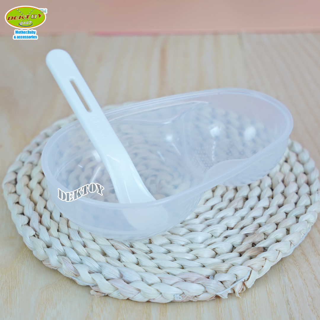 Pigeon พีเจ้น ชามบดอาหารพร้อมช้อน PP - Feeding Dish