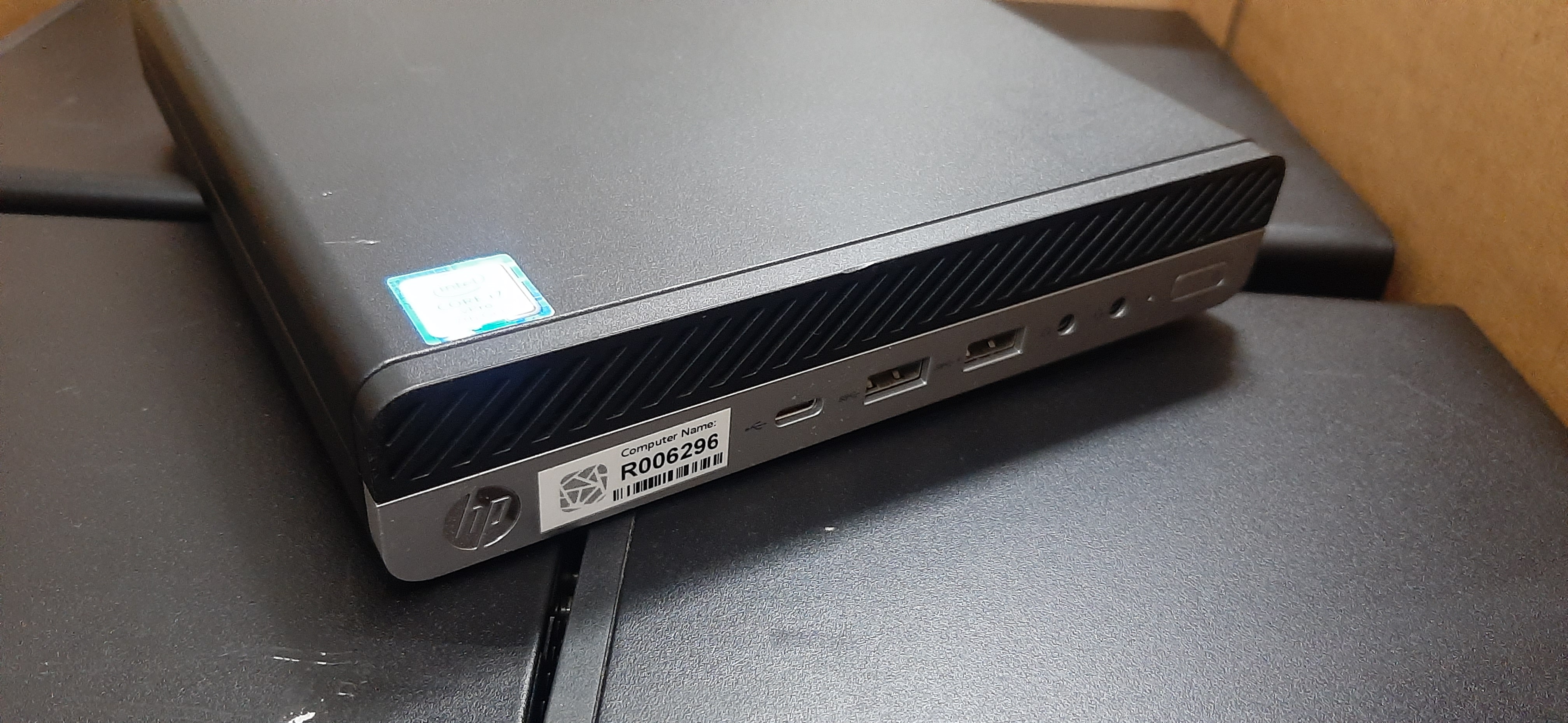 PC Mini มือสอง ประกันร้าน HP EliteDesk 800 G3 Mini + Adapter มี cpu i7-7700T เอาไปใส่ แรม hdd ใช้ได้เลย
