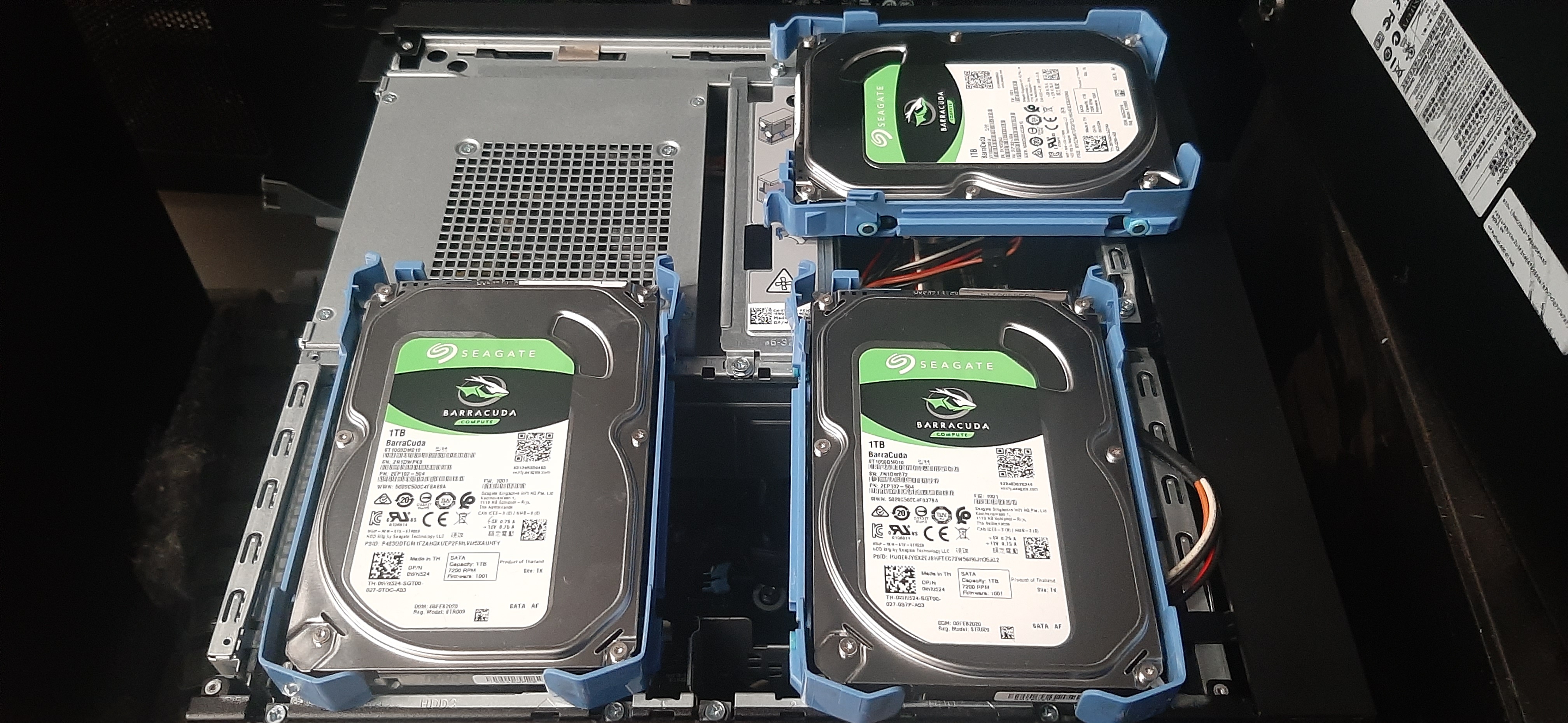 Server Dell T40 มือสอง มีประกันร้าน ดูแลดี SN: CRJNYH2 (E-2224 Ram16GB HDD1TB x3)